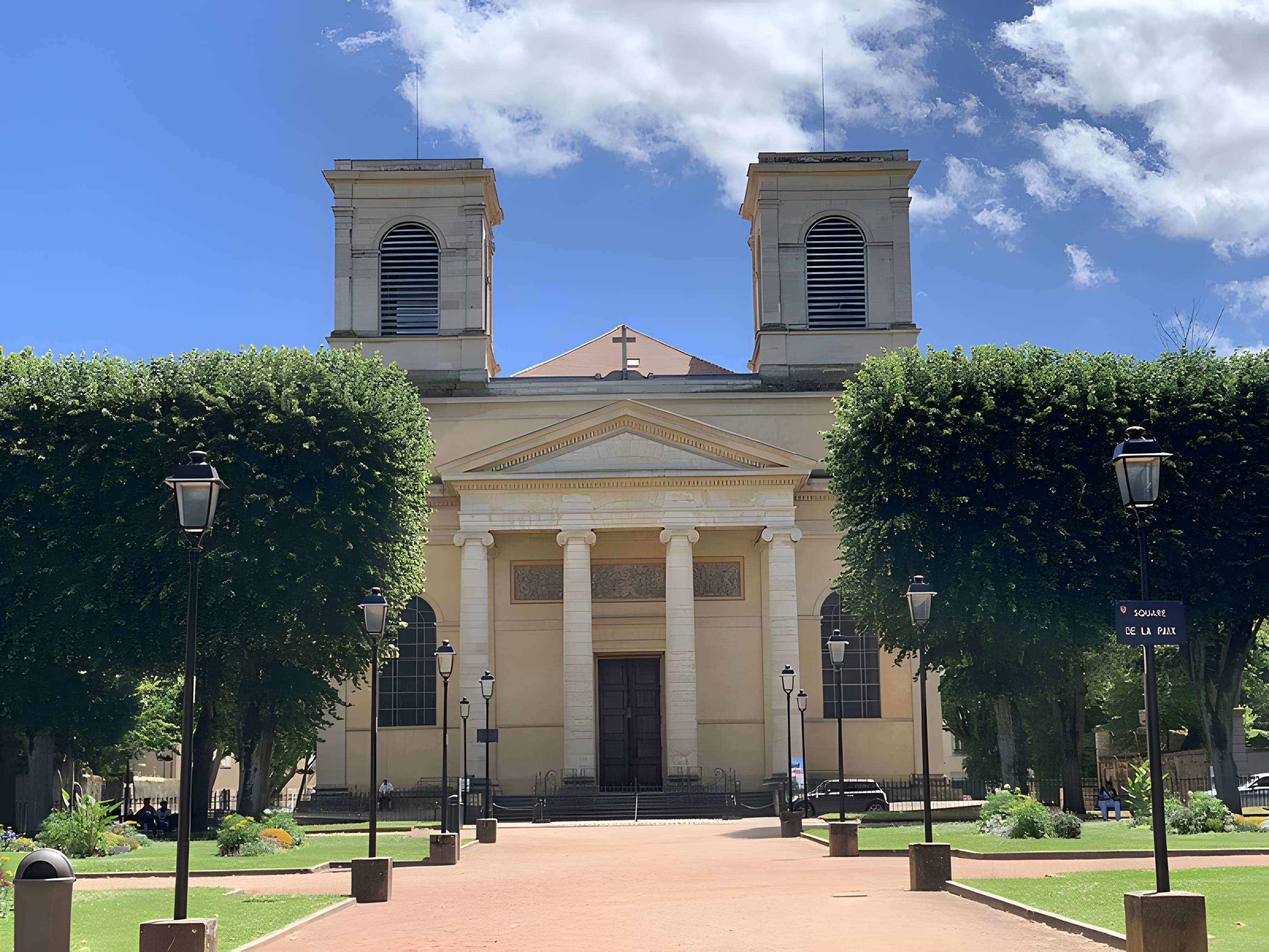 Église cathédrale Saint-Vincent de Mâcon