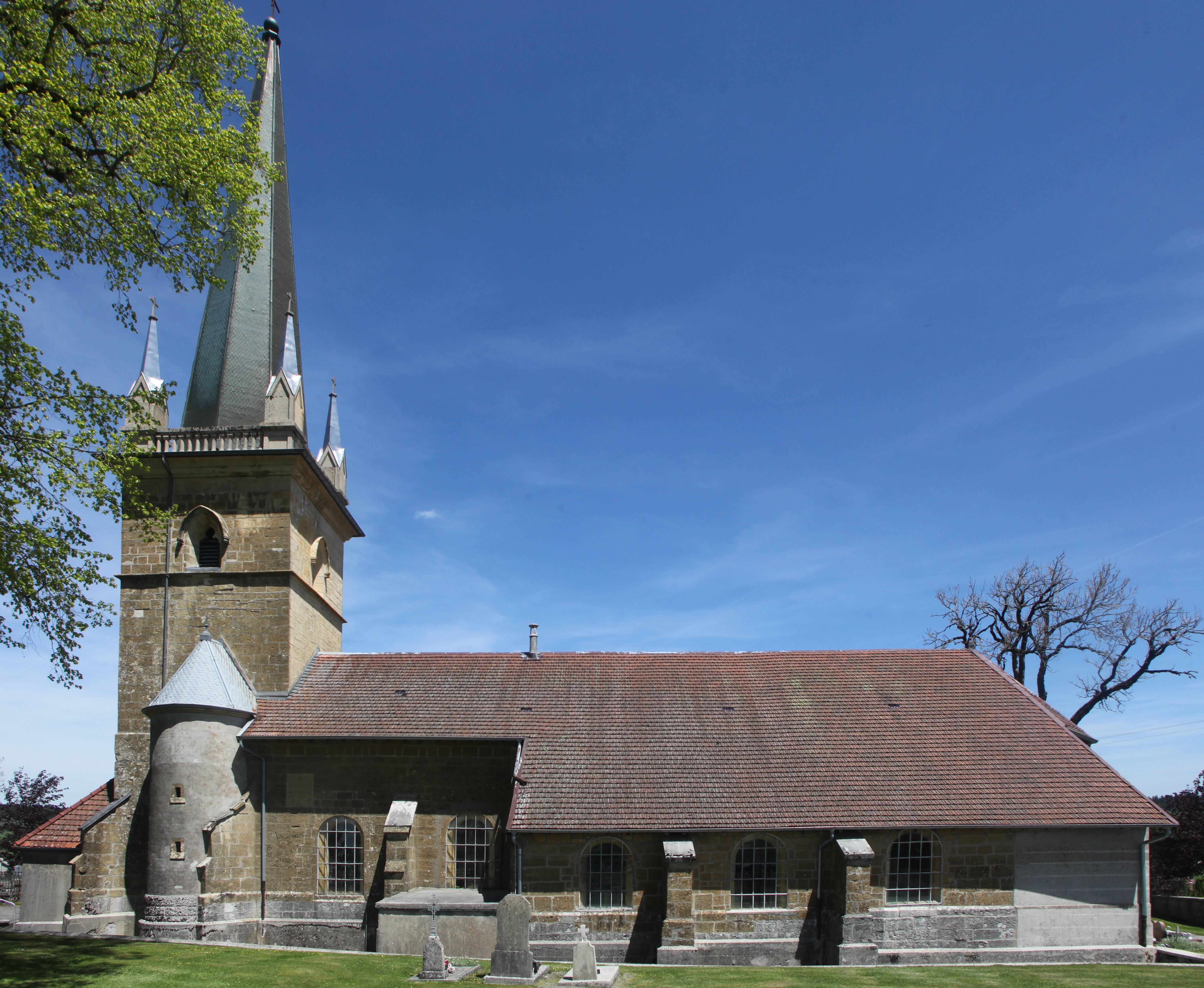 Photo de 圣多纳德库维耶教堂