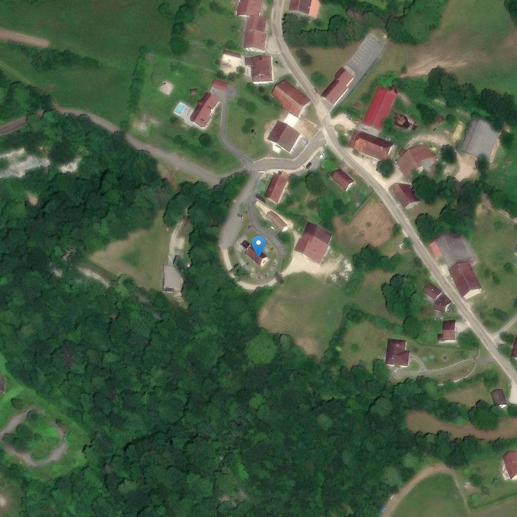 Photo de サン・ボンネット・ド・フォンテヌ教会