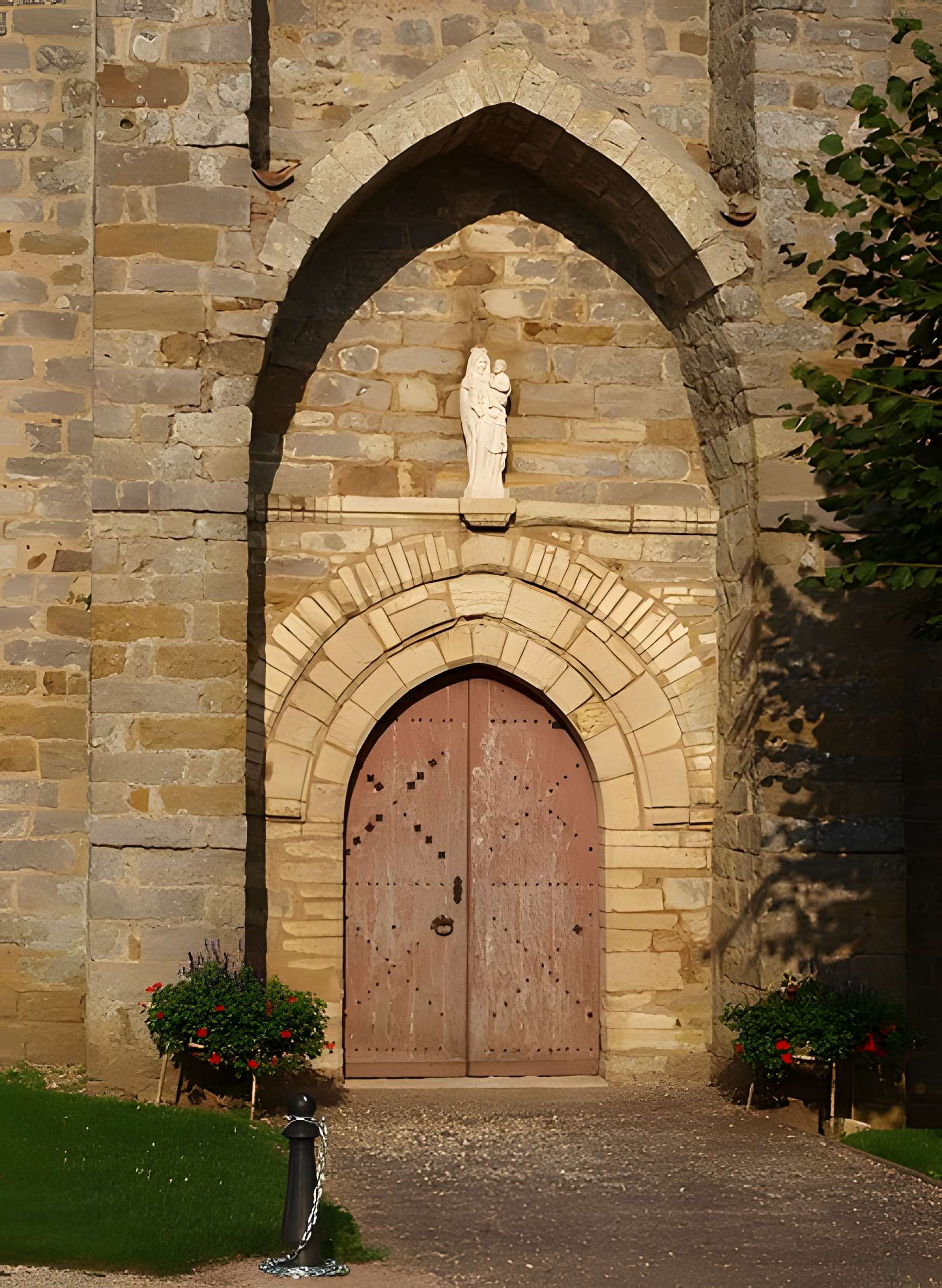 Église de la Nativité de la Vierge de Brannay