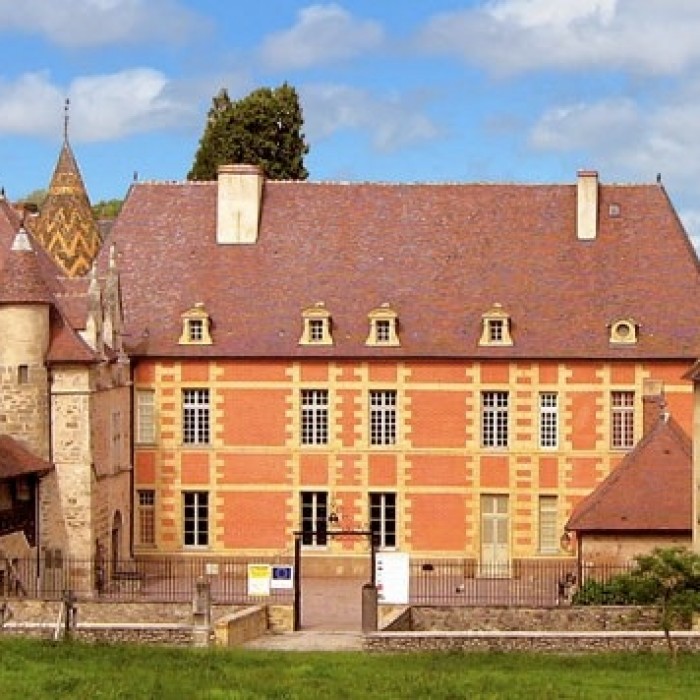 Photo de Château de Ménessaire