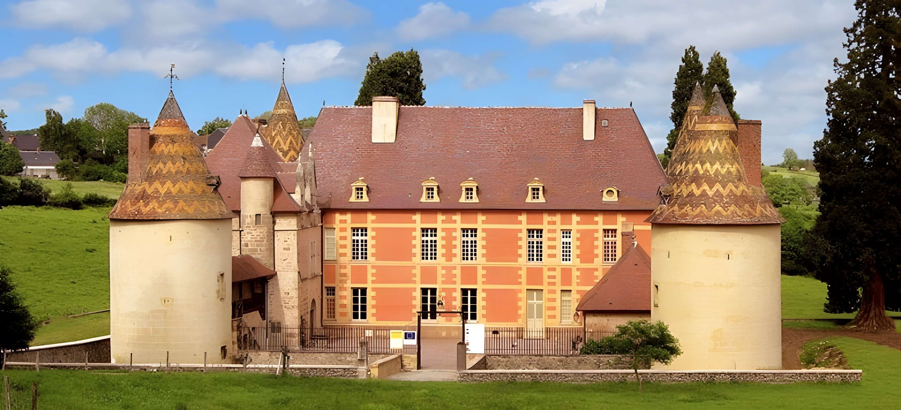 Château de Ménessaire 