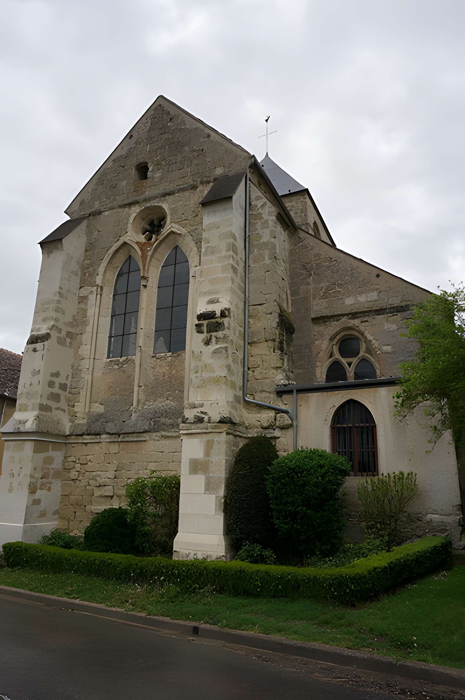 Église de la Nativité-de-la-Sainte-Vierge de Celles-lès-Condé