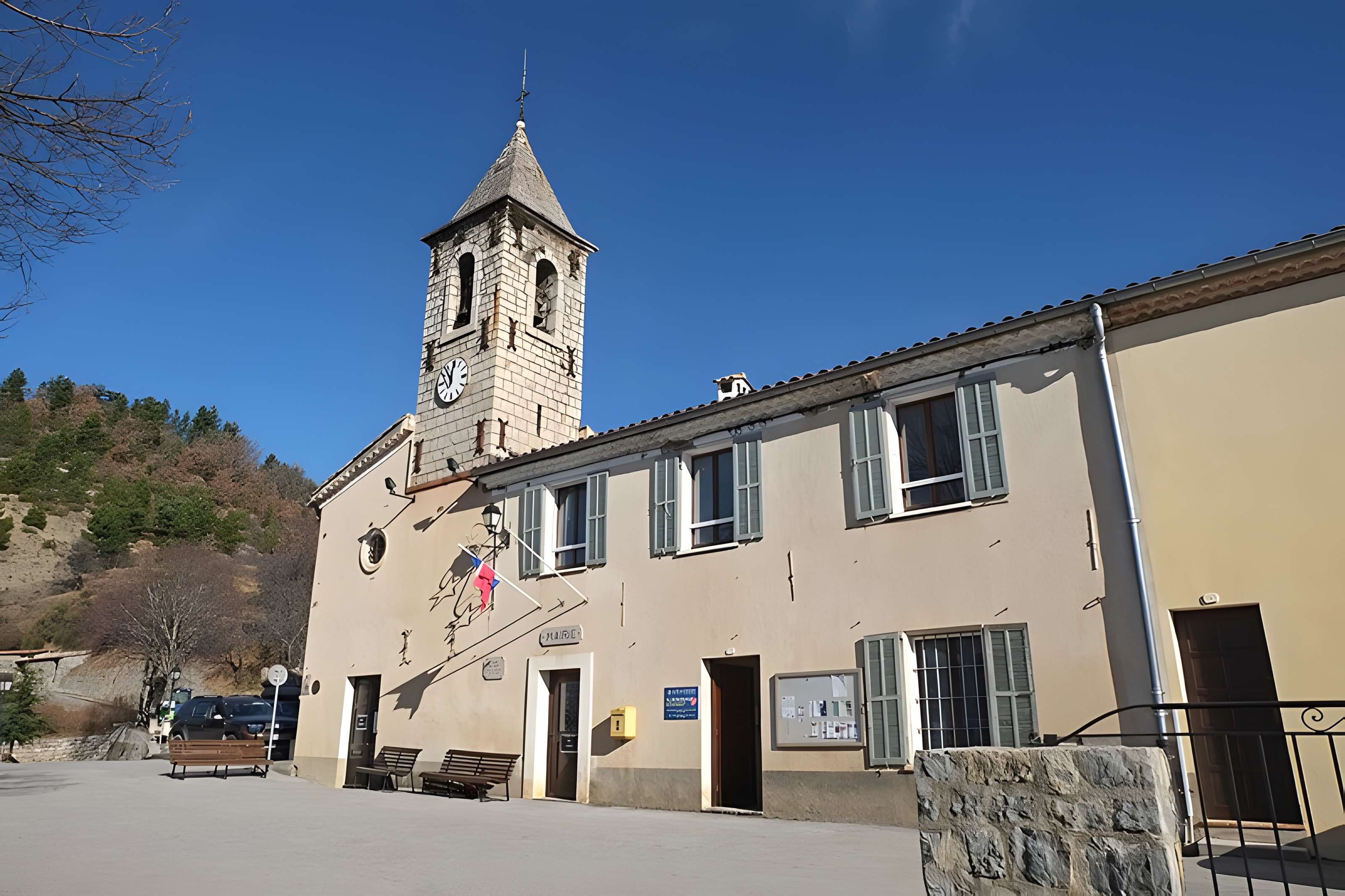 Église de la Nativité-de-Notre-Dame de Lieuche