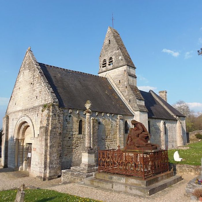 Photo de Église de la Sainte-Trinité de Pierrepont de Lantheuil