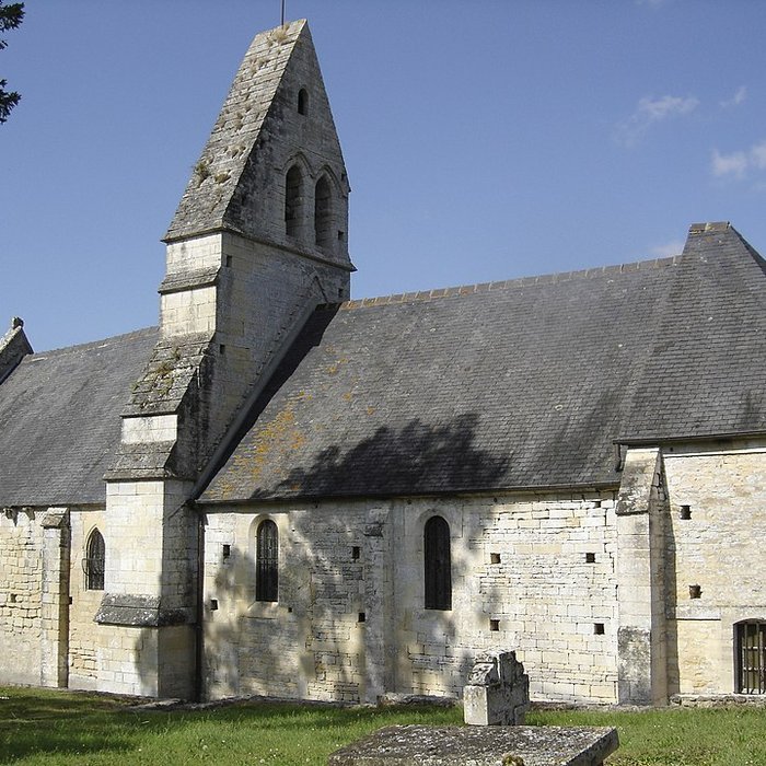 Photo de Église de la Sainte-Trinité de Pierrepont de Lantheuil