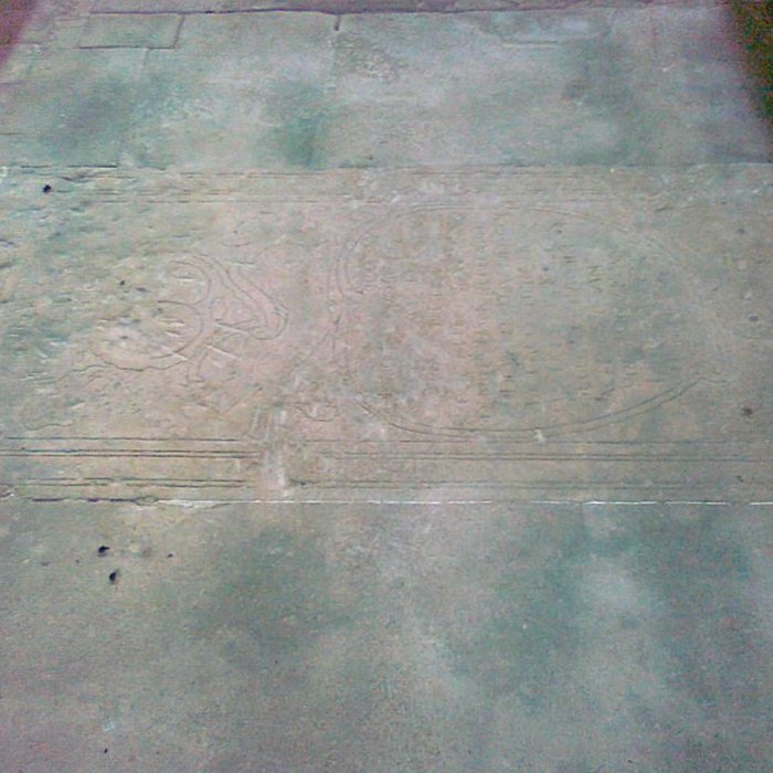 Photo de Église de la Sainte-Trinité de Pierrepont de Lantheuil