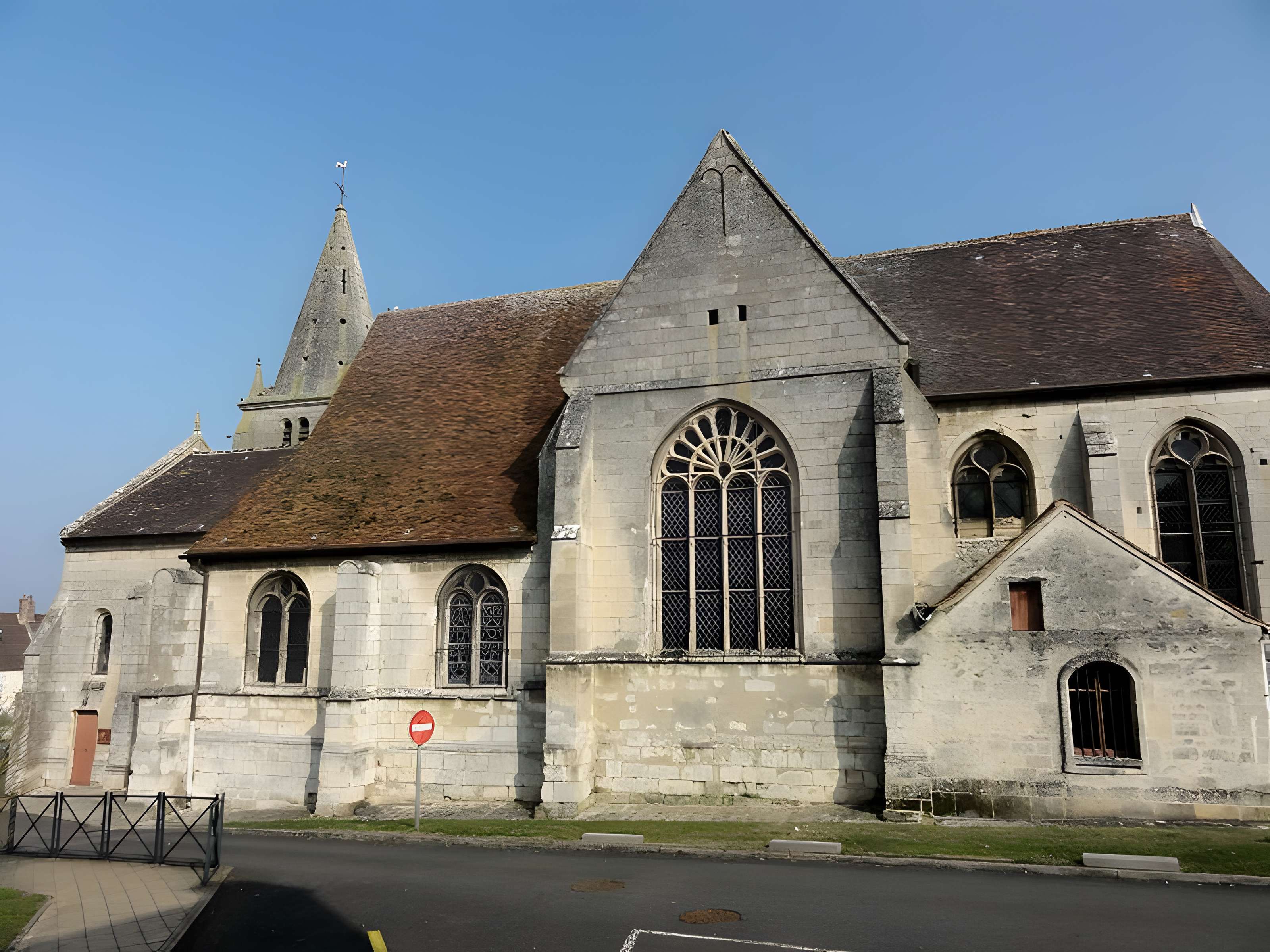 Église de la Sainte-Trinité de Saint-Sauveur