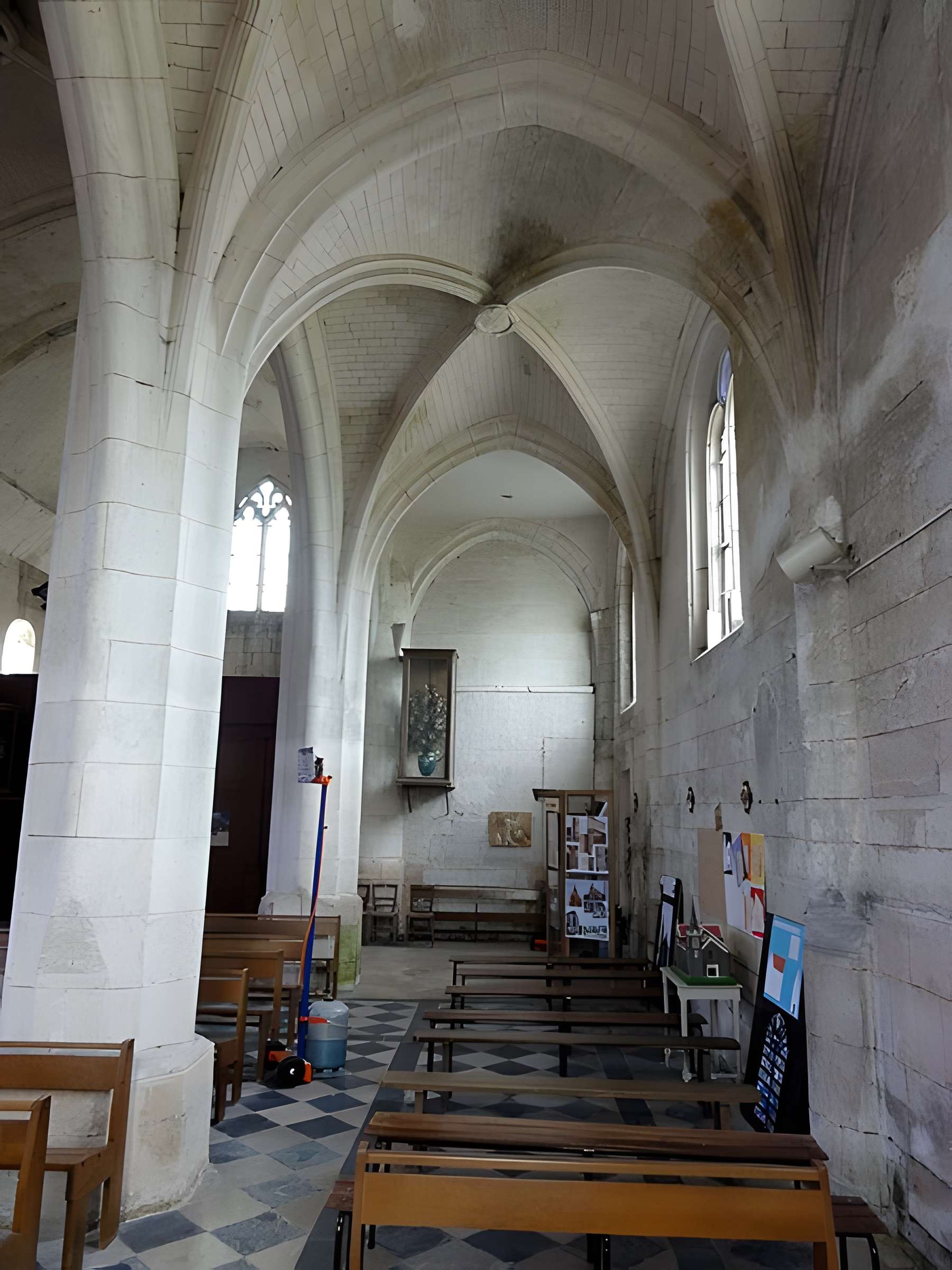 Église de la Sainte-Trinité de Saint-Sauveur