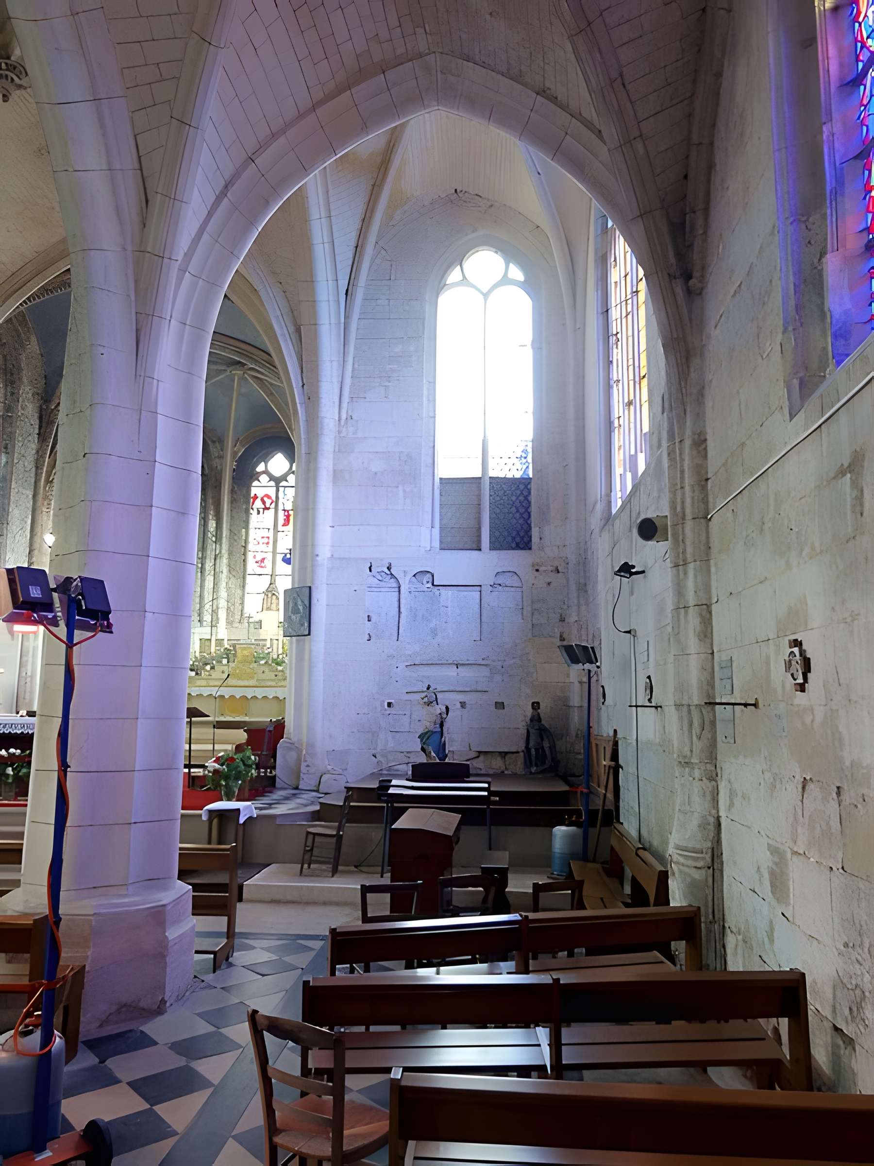 Église de la Sainte-Trinité de Saint-Sauveur