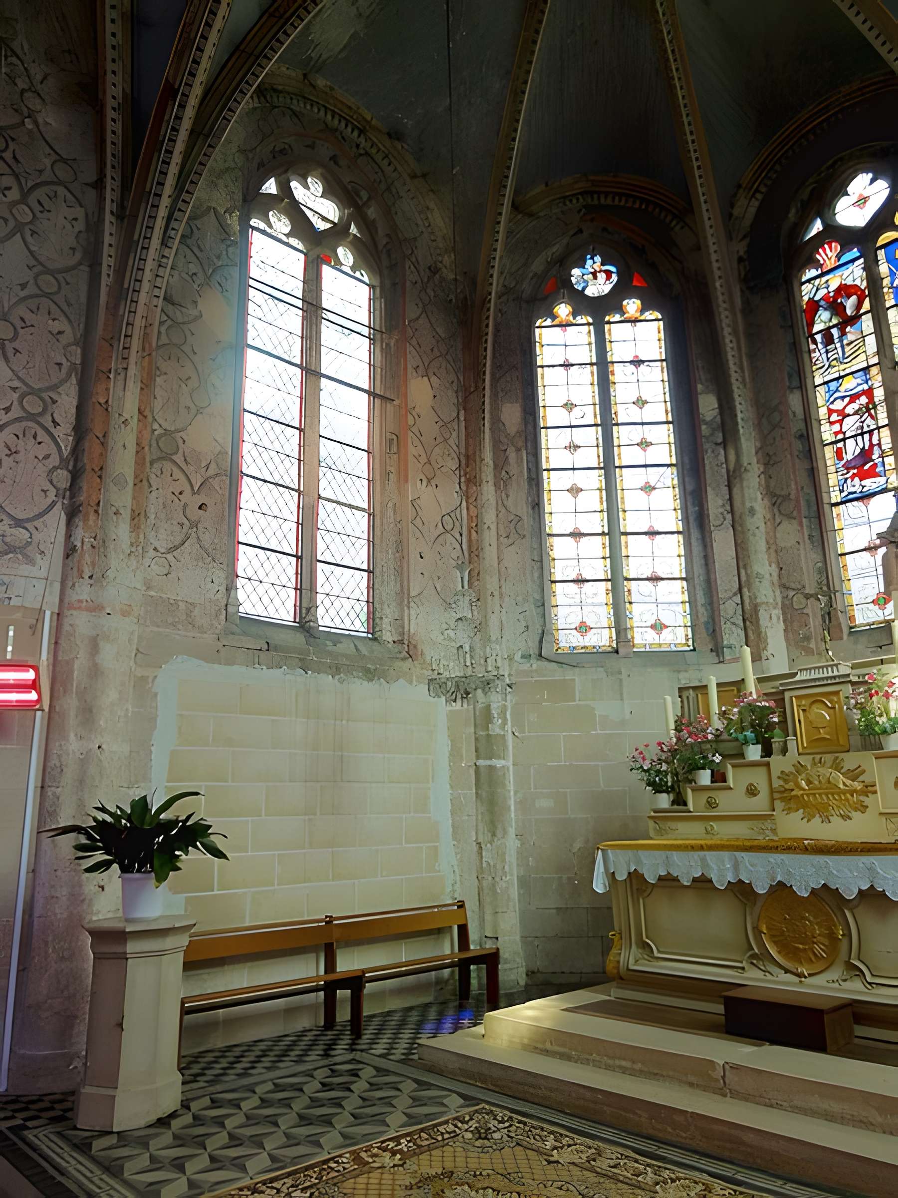 Église de la Sainte-Trinité de Saint-Sauveur