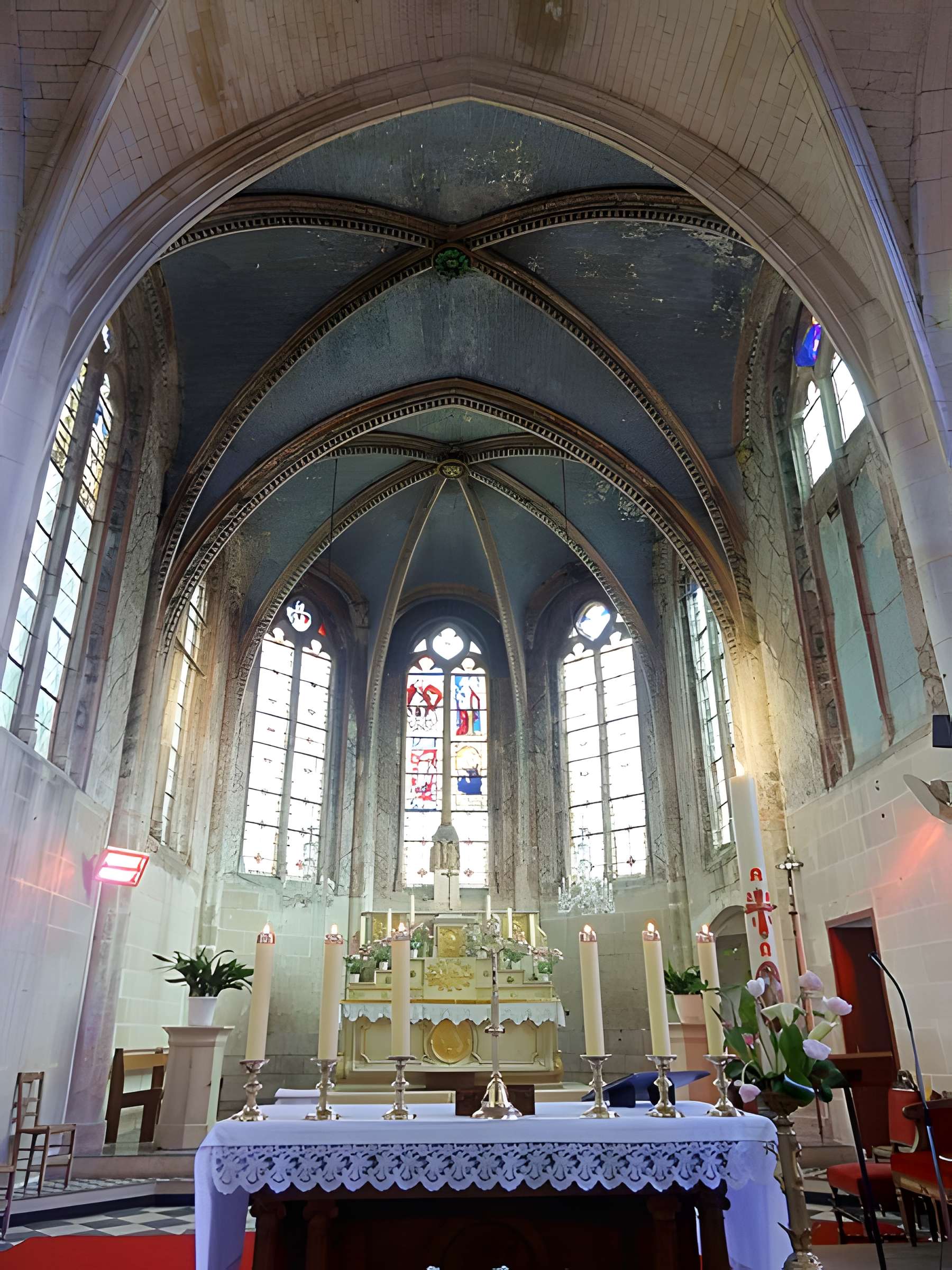 Église de la Sainte-Trinité de Saint-Sauveur