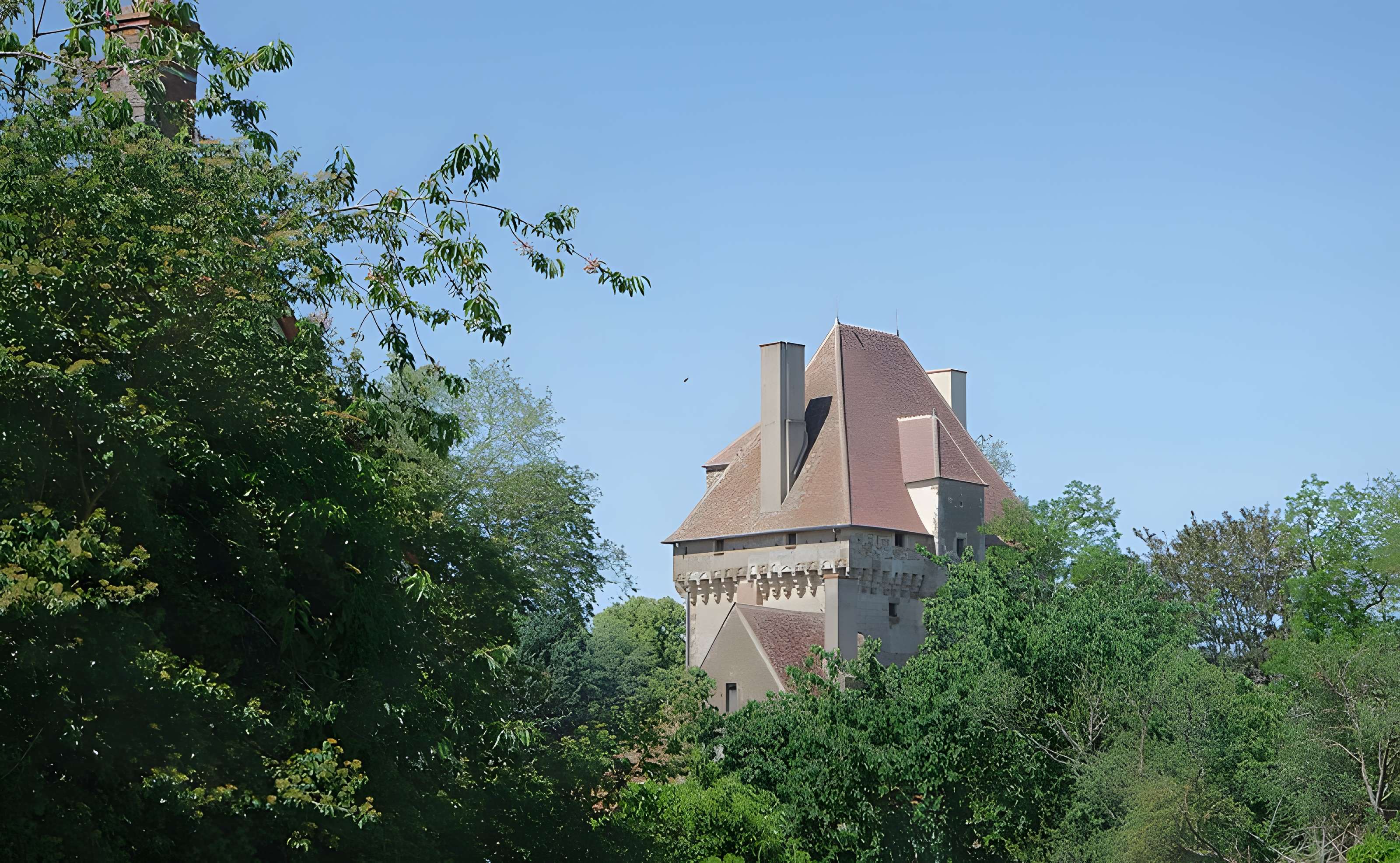 Château de Menetou-Couture