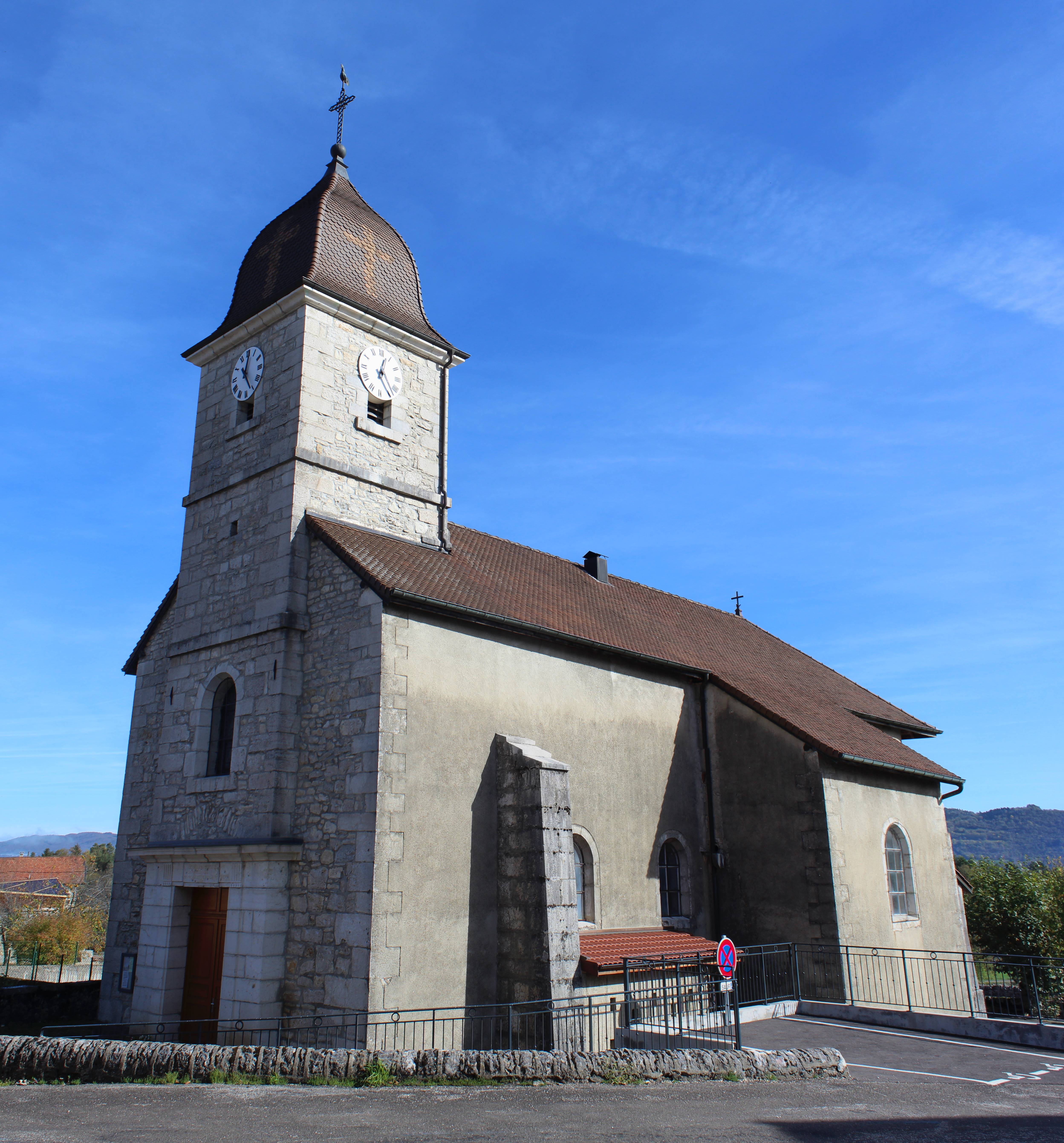 Photo de Kirche der Himmelfahrt der Heiligen Jungfrau Maria von Vosble