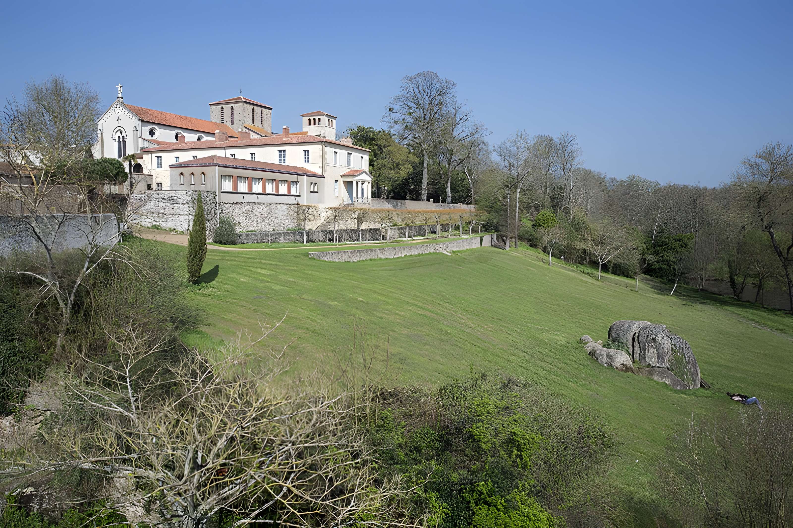 Église de la Trinité de Clisson