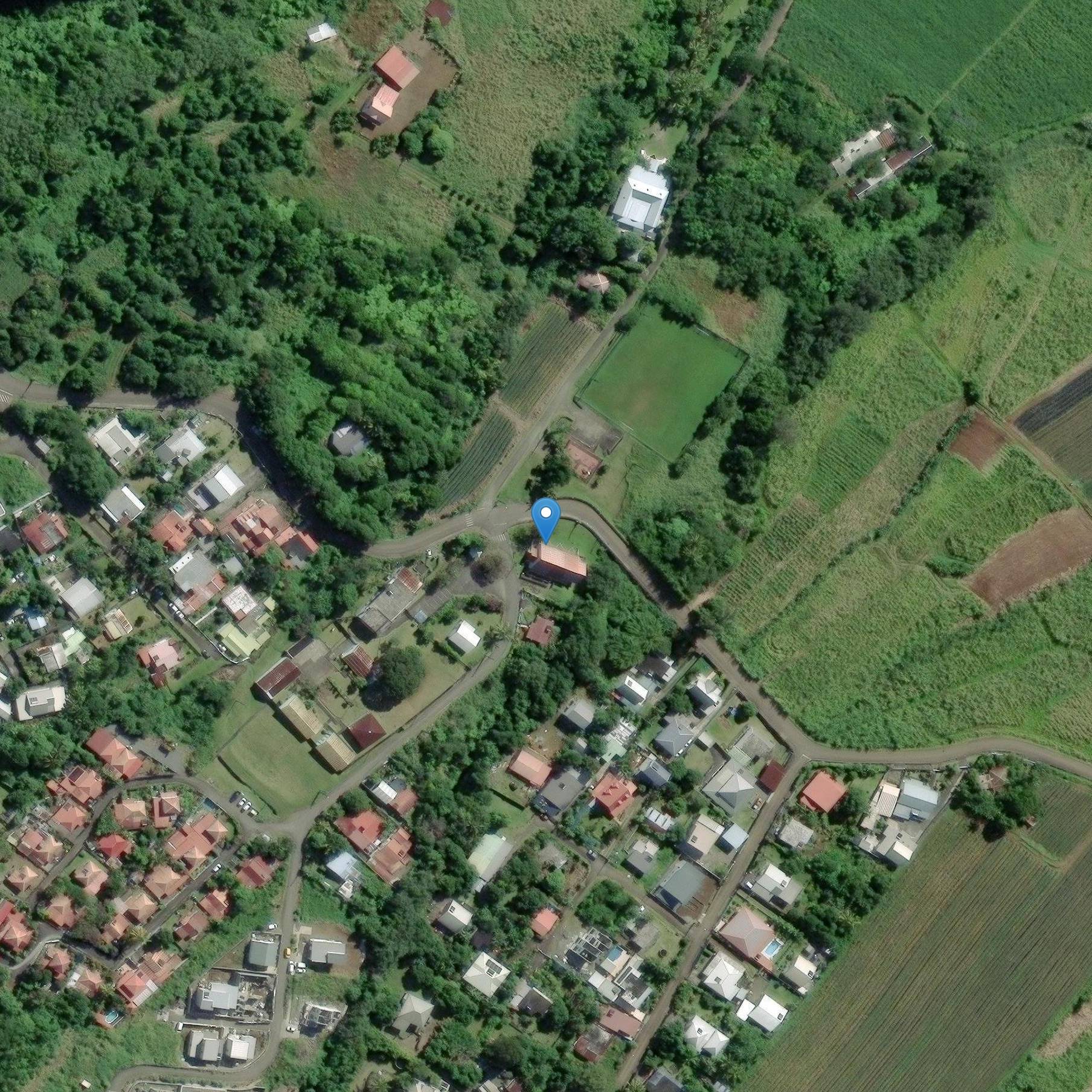 Photo de チャペル・サンテ・ルーズ・デ・マルラック・ド・カムブルグ