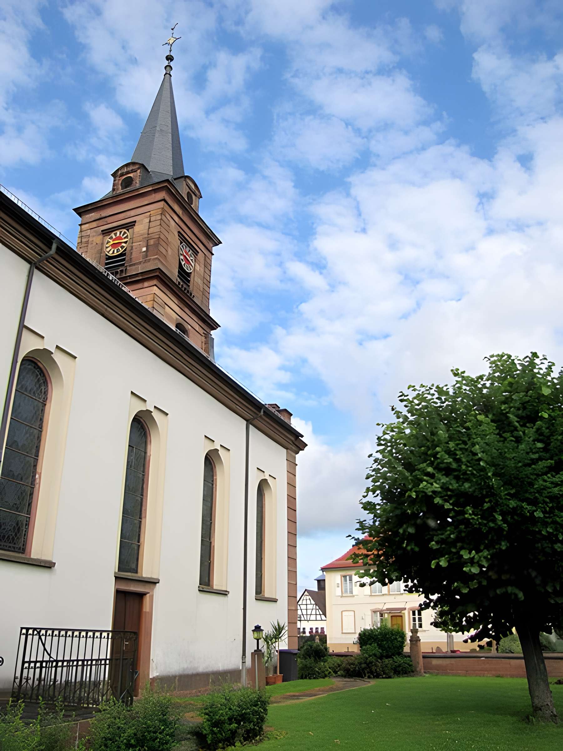 Église de l'Exaltation-de-la-Sainte-Croix de Rountzenheim