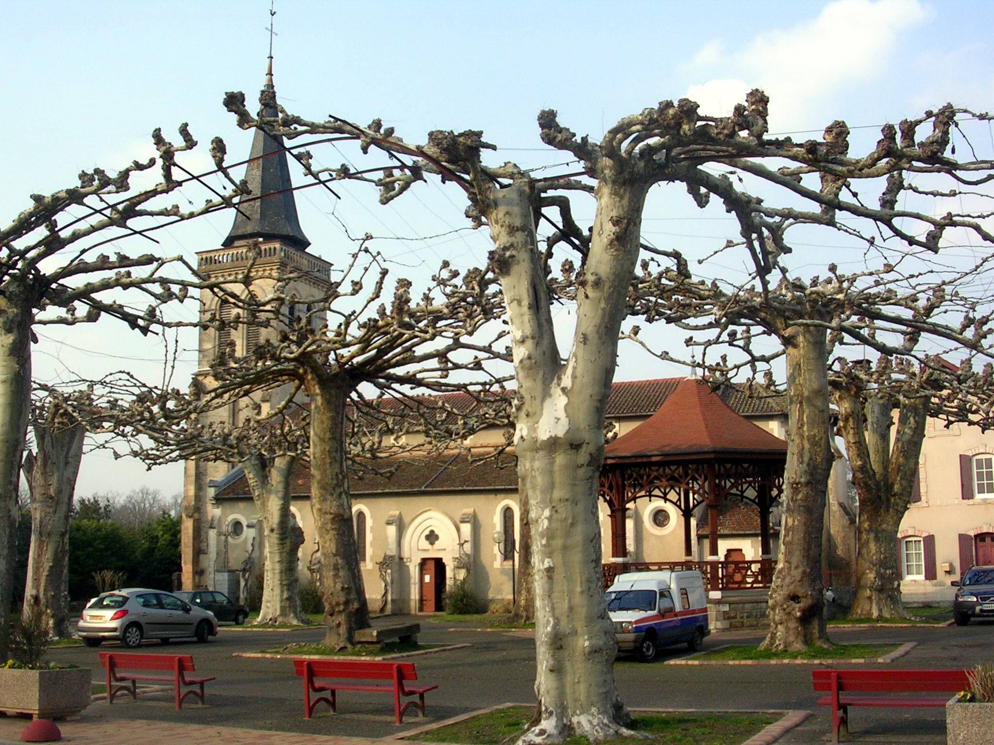 Photo de Notre-Dame-et-Sainte-Catherine Kerk van Arengosse