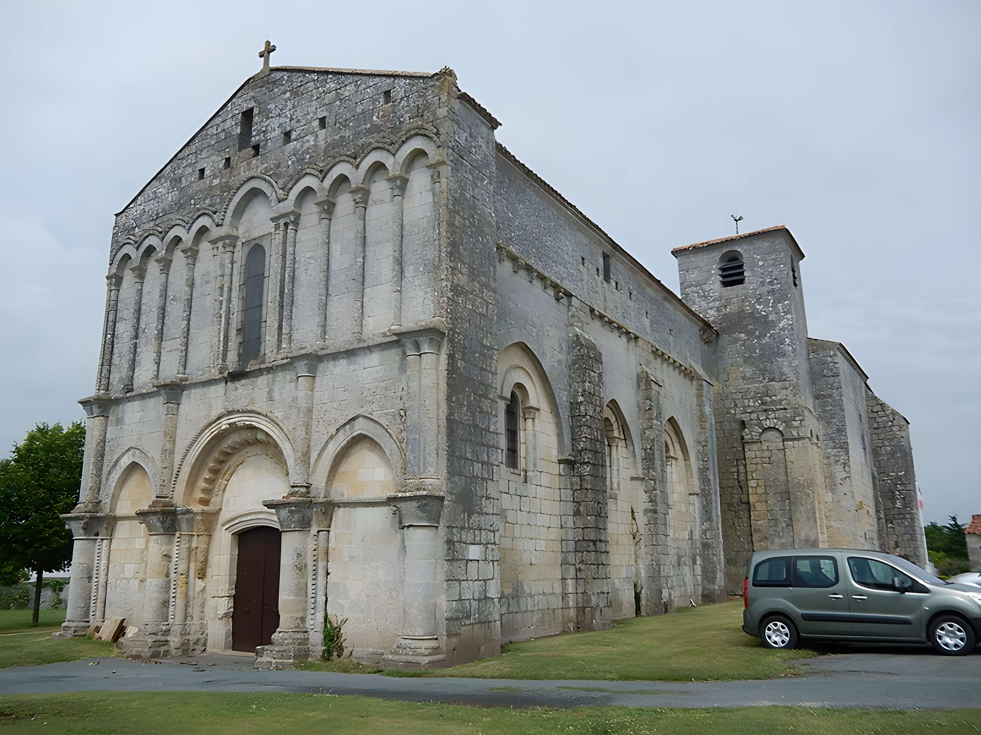 Église de Saint-Hippolyte