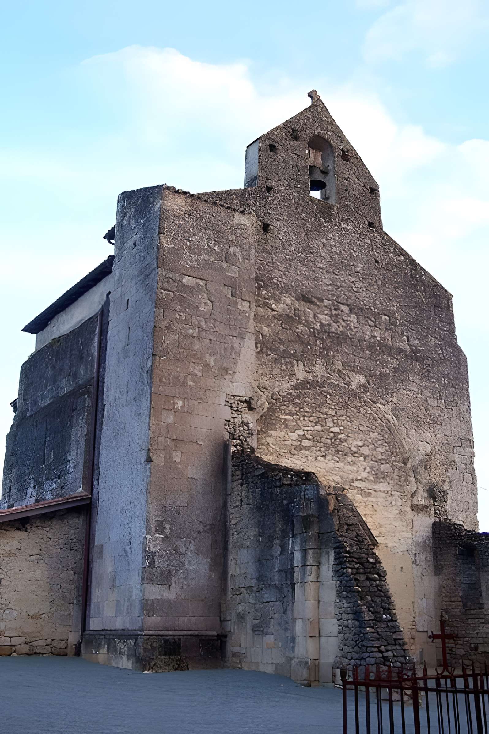 Église de Saint-Léger-de-Vignague 