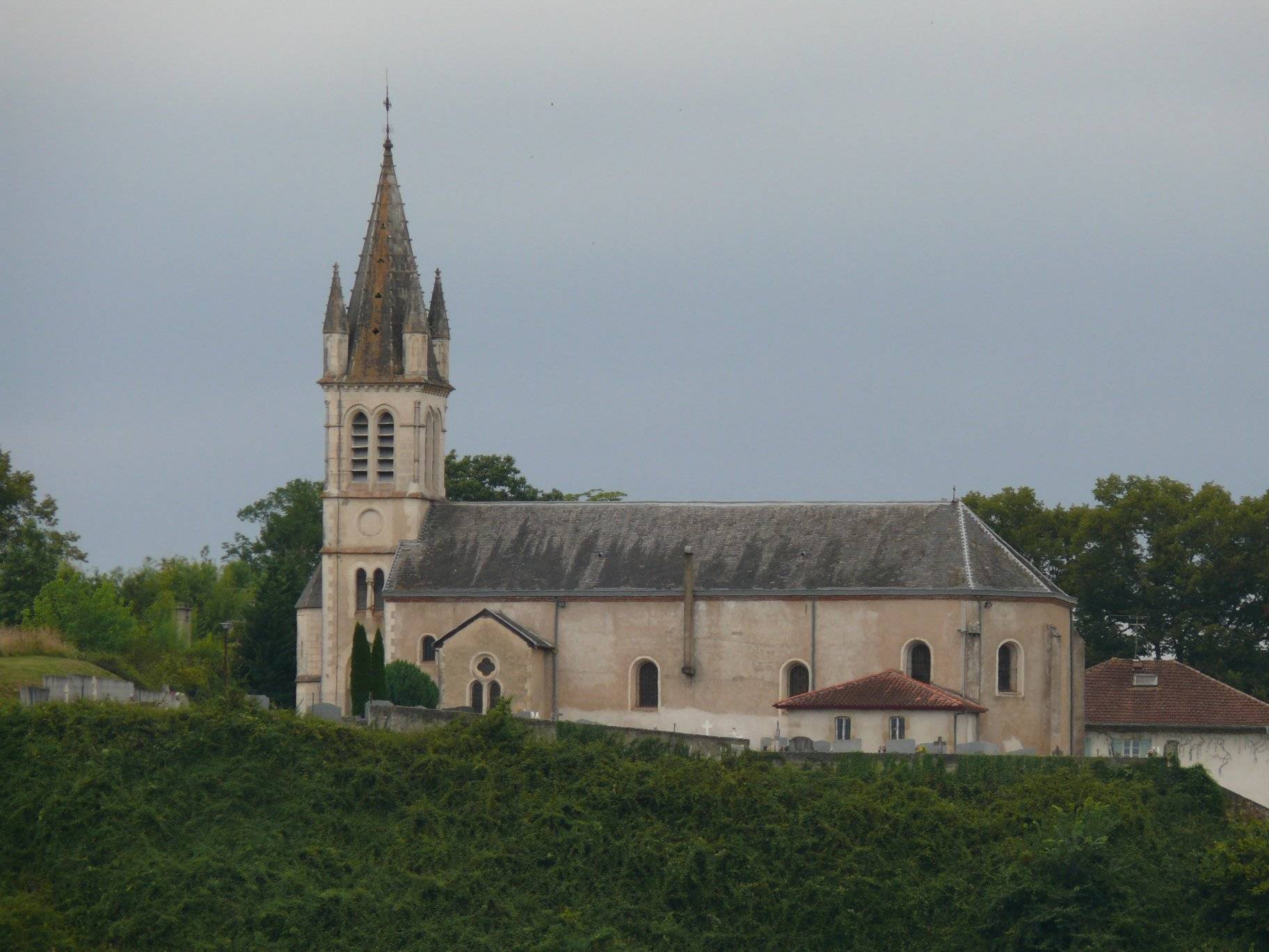 Photo de Saint Peter's Church of Cauneille
