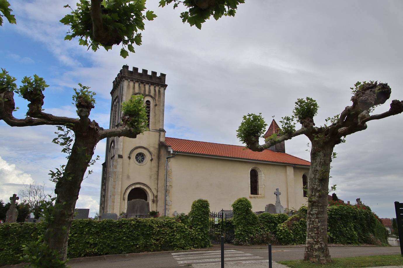 Photo de ガウス聖ローレンス教会