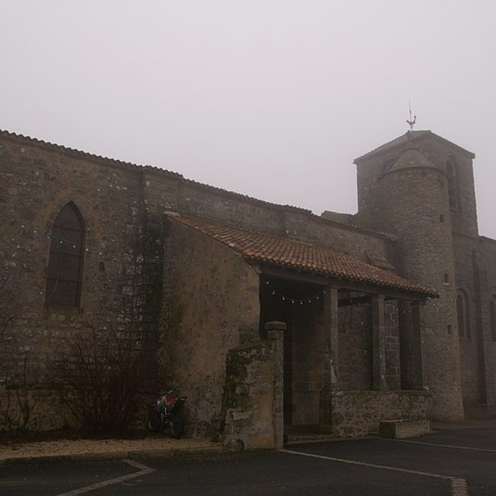 Photo de Église de Saint-Sauveur-de-Givre-en-Mai