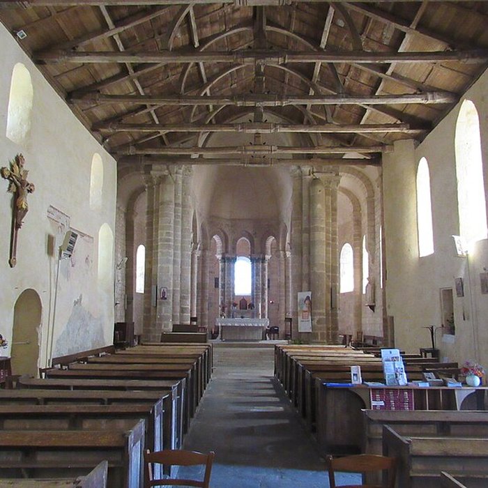 Photo de Église de Saint-Sauveur-de-Givre-en-Mai