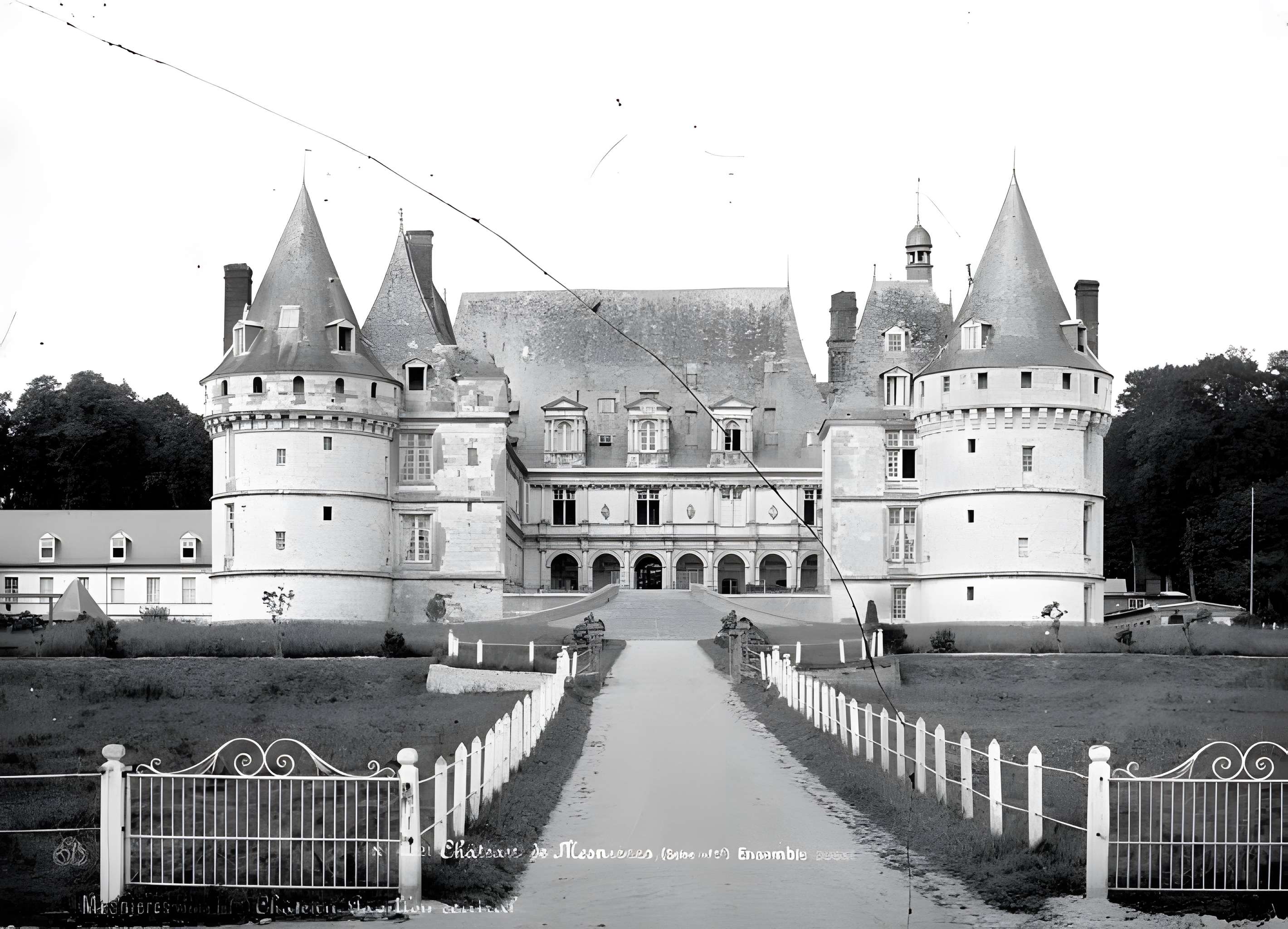 Château de Mesnières