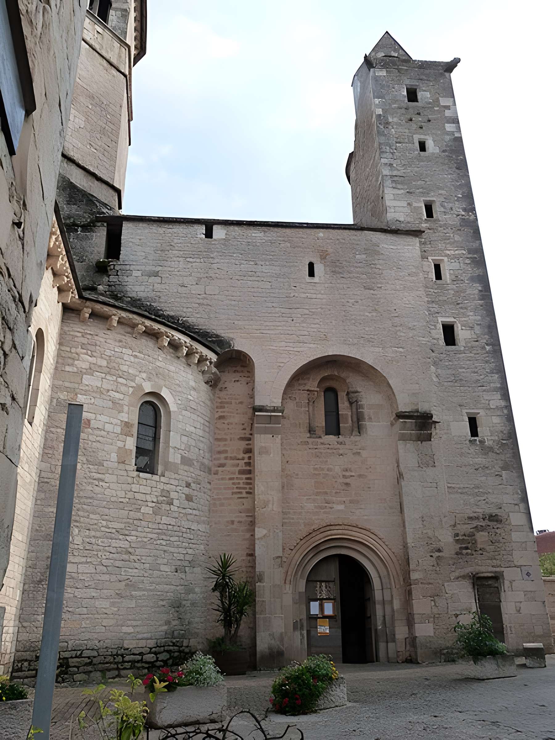 Église du Saint-Sépulcre de Villeneuve