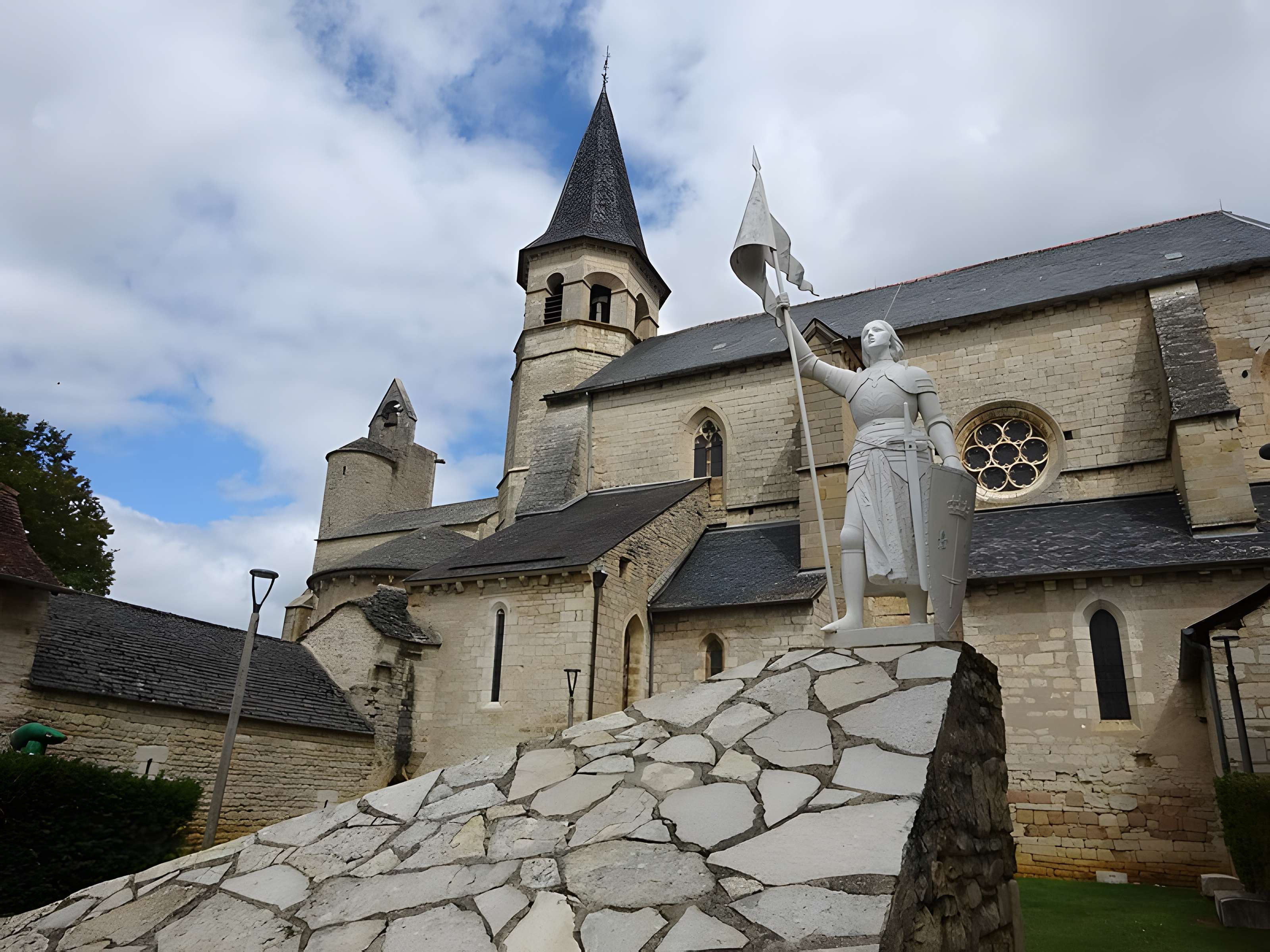 Église du Saint-Sépulcre de Villeneuve
