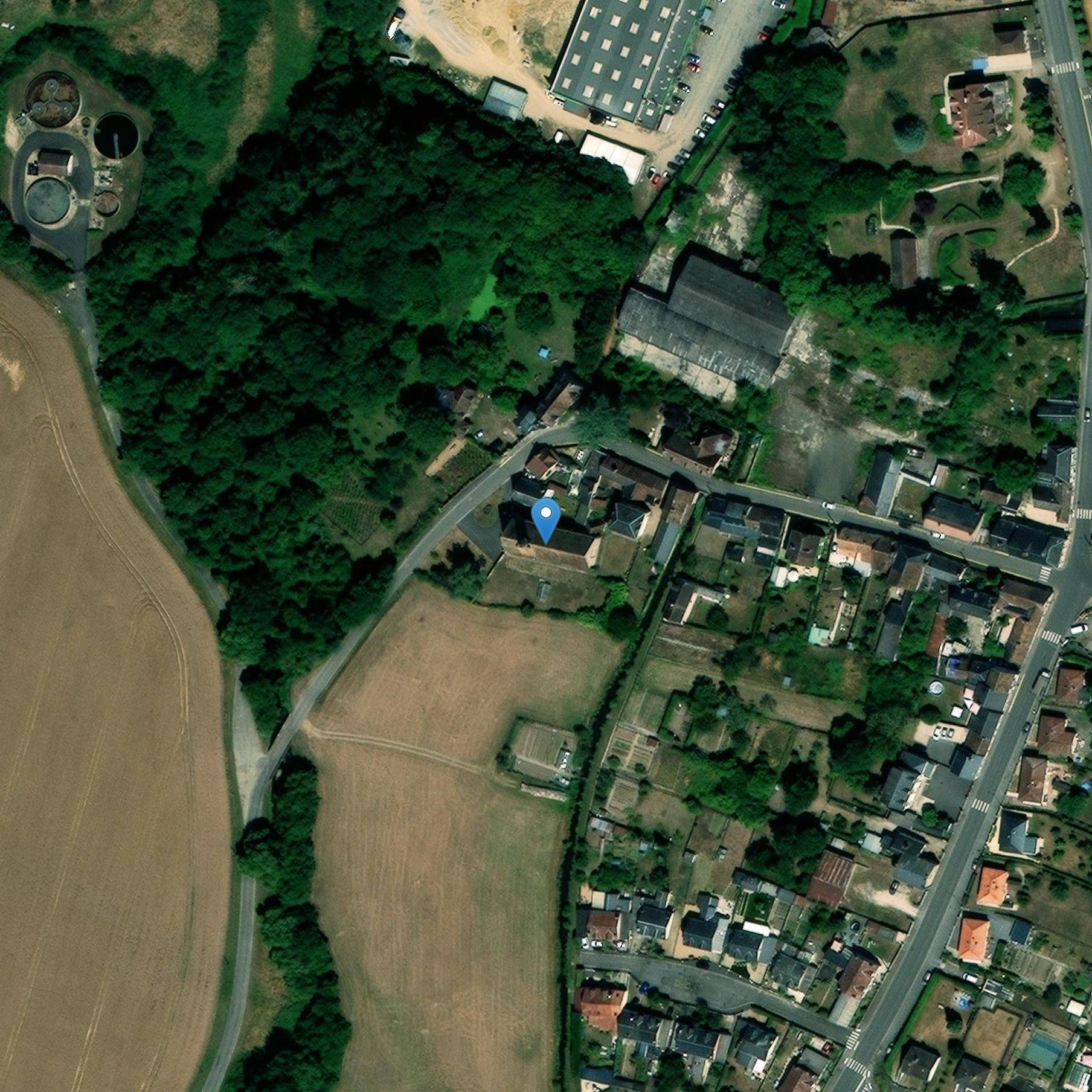 Photo de コルメノン聖ピーター教会