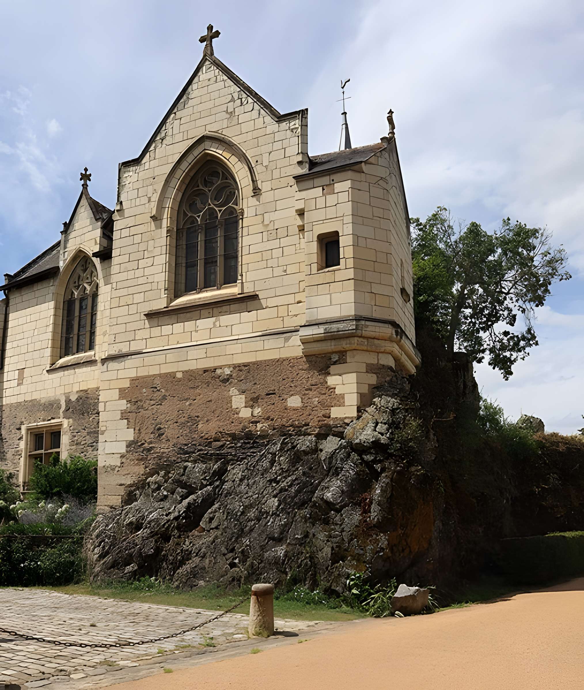 Église Notre-Dame de Béhuard