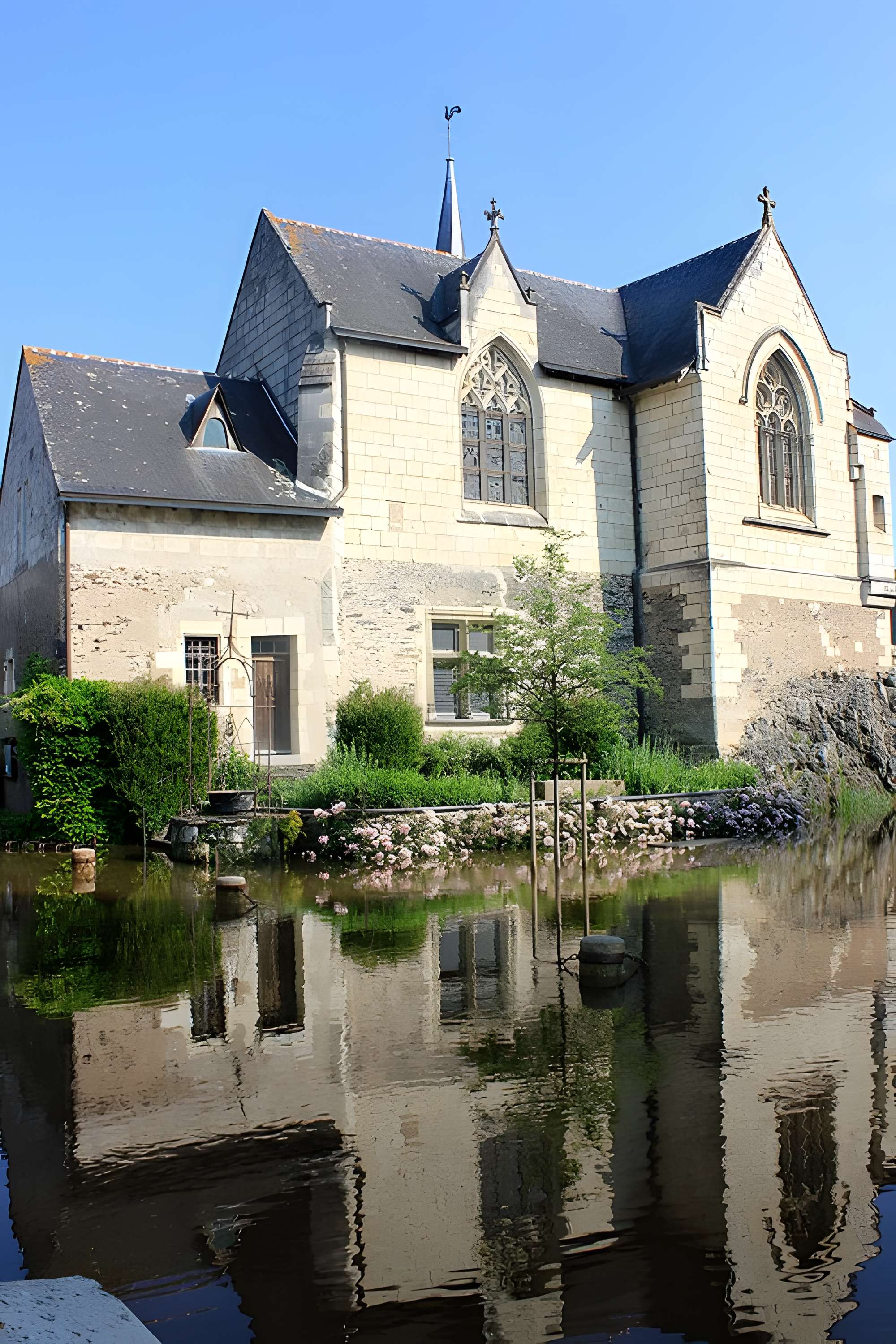 Église Notre-Dame de Béhuard