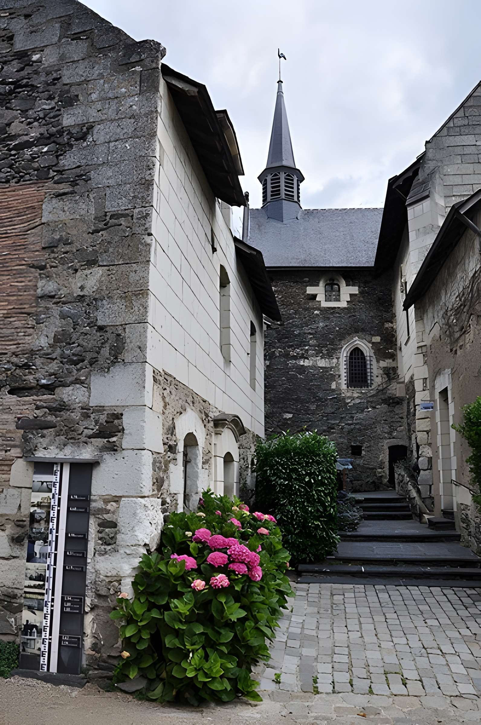 Église Notre-Dame de Béhuard