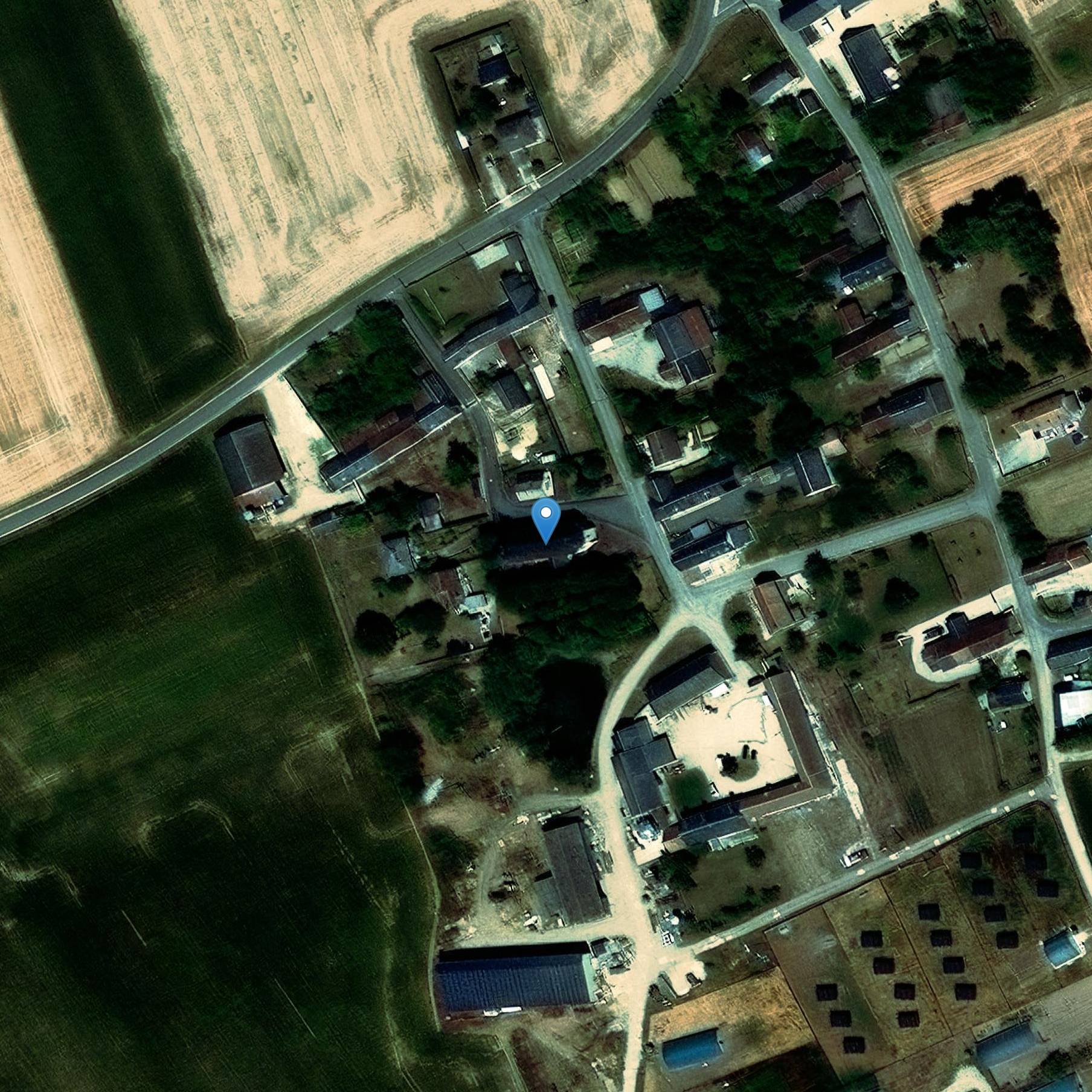 Photo de Sainte-Gemme de Sainte-Gemmesの教会