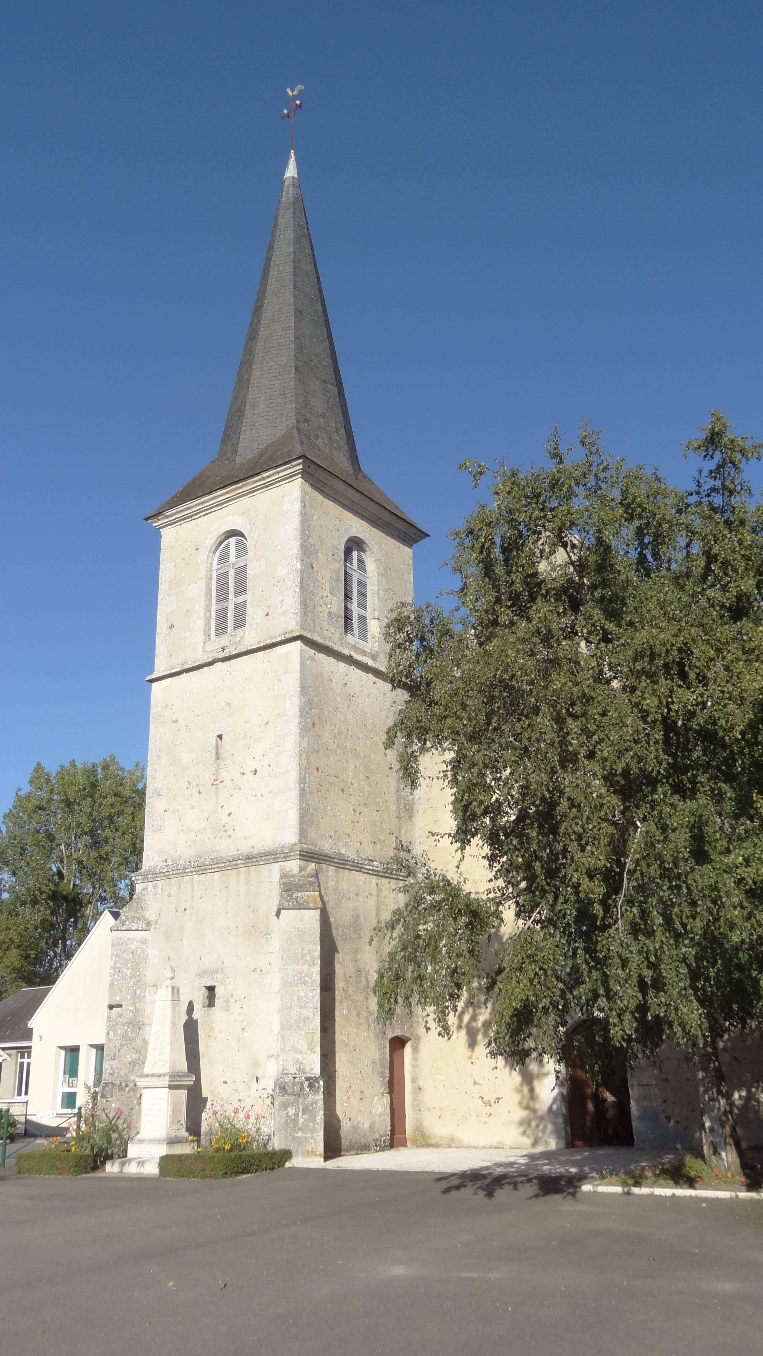 Photo de Saint-Hilaire Church of Saint-Hilaire-la-Gravelle