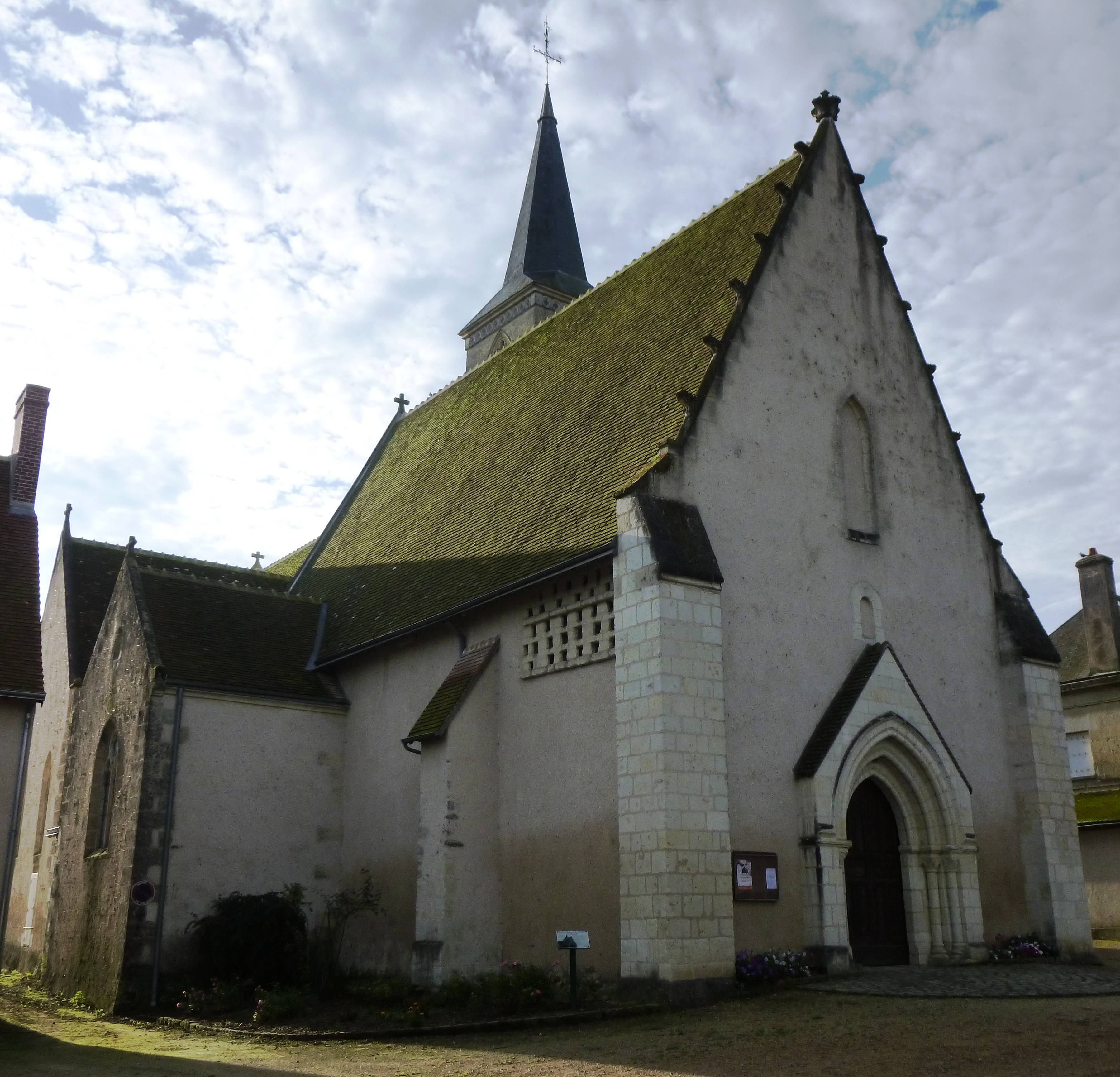Photo de 聖ピエールとテネの聖パウロ教会