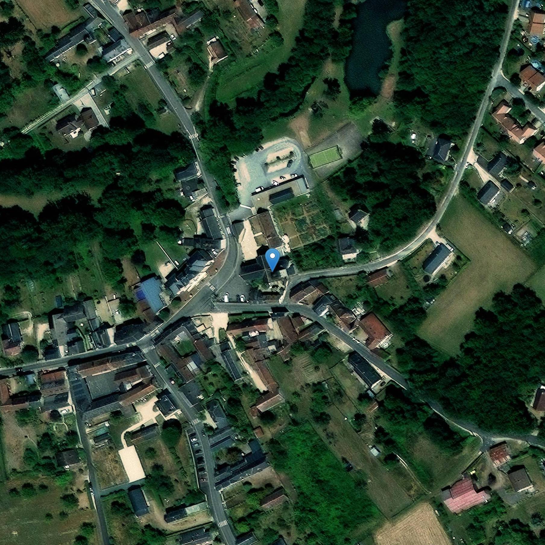 Photo de Saint Sulpice de Vallières-les-Grandes Kirche