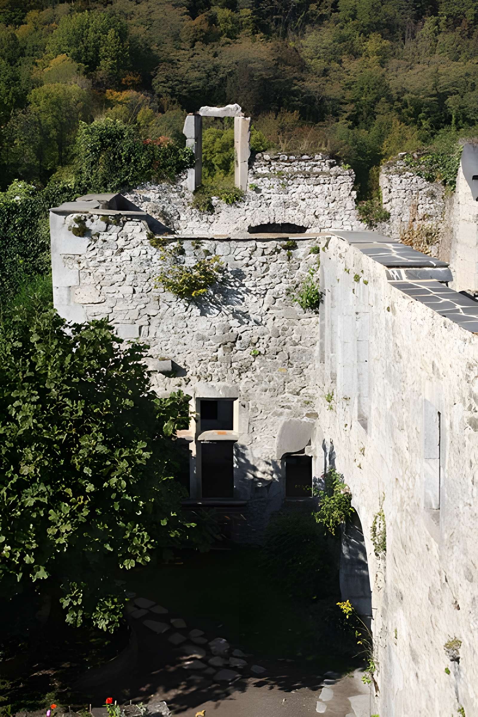 Château de Miolans