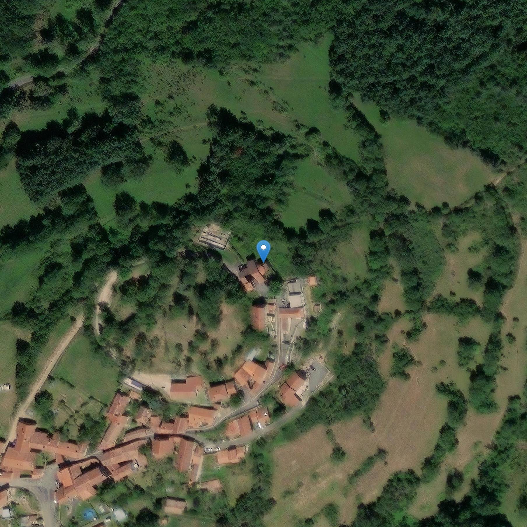 Photo de Kirche des Heiligen Jakobus-le-Majeur de Lavieu