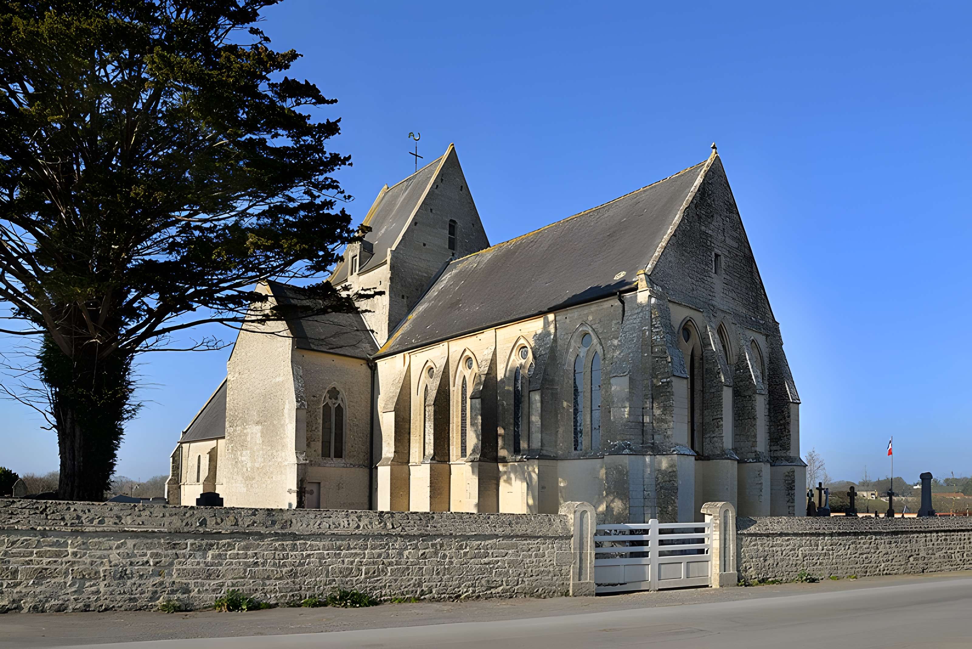 Église Notre-Dame de Cricqueville-en-Bessin