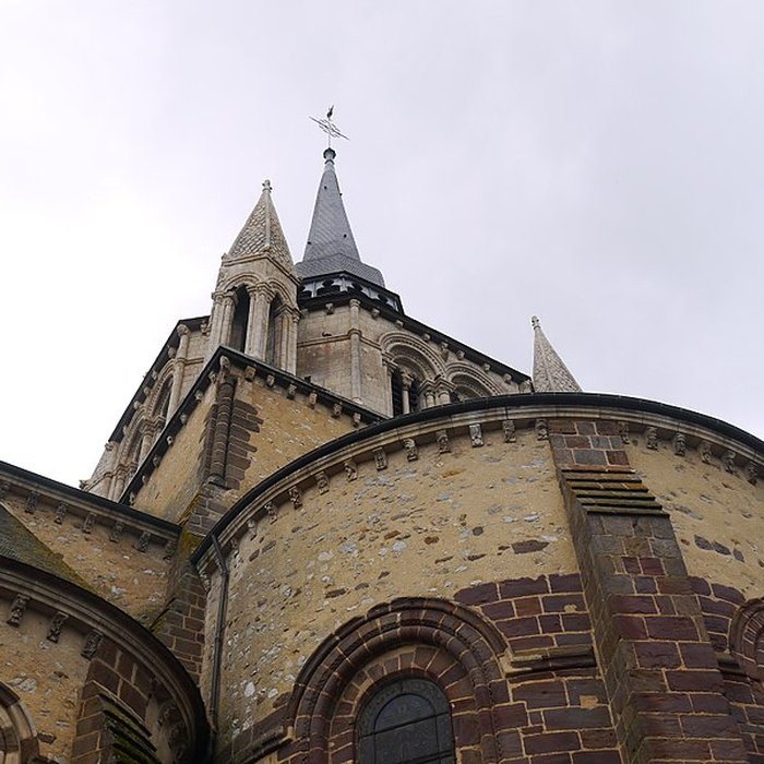 Photo de Église Notre-Dame de Fresnay-sur-Sarthe
