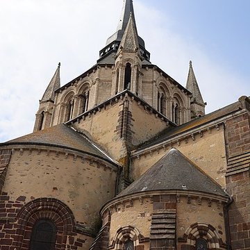 Église Notre-Dame de Fresnay-sur-Sarthe