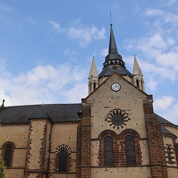 Église Notre-Dame de Fresnay-sur-Sarthe