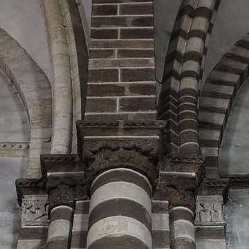 Église Notre-Dame de Fresnay-sur-Sarthe