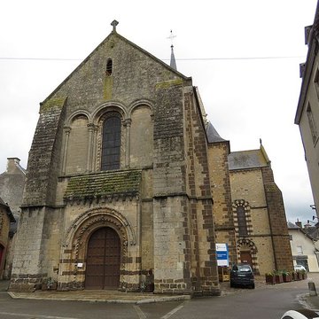 Église Notre-Dame de Fresnay-sur-Sarthe