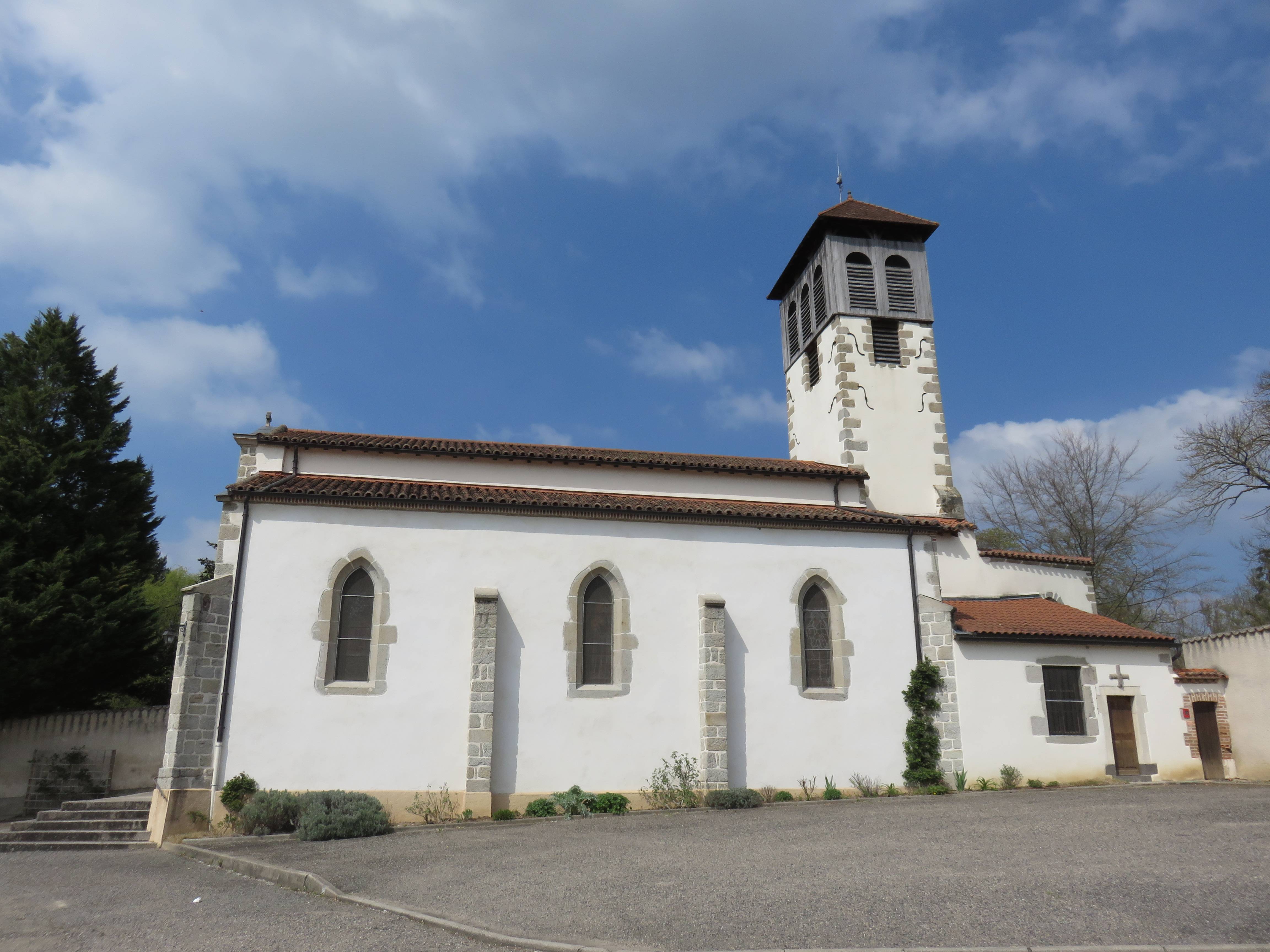 Photo de Saint Lawrence Church of Poncins