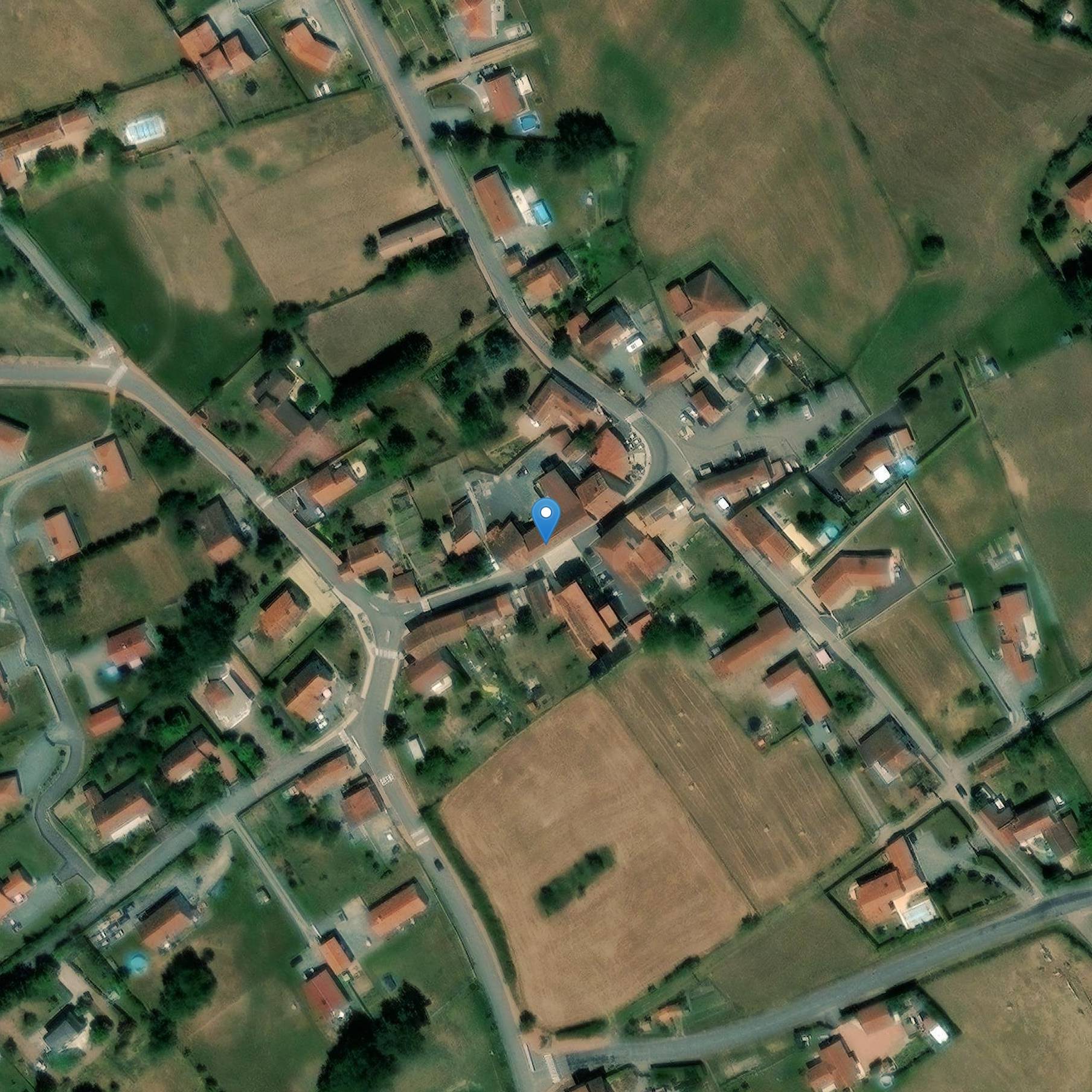 Photo de Saint-Georges kerk van Saint-Georges-de-Baroille