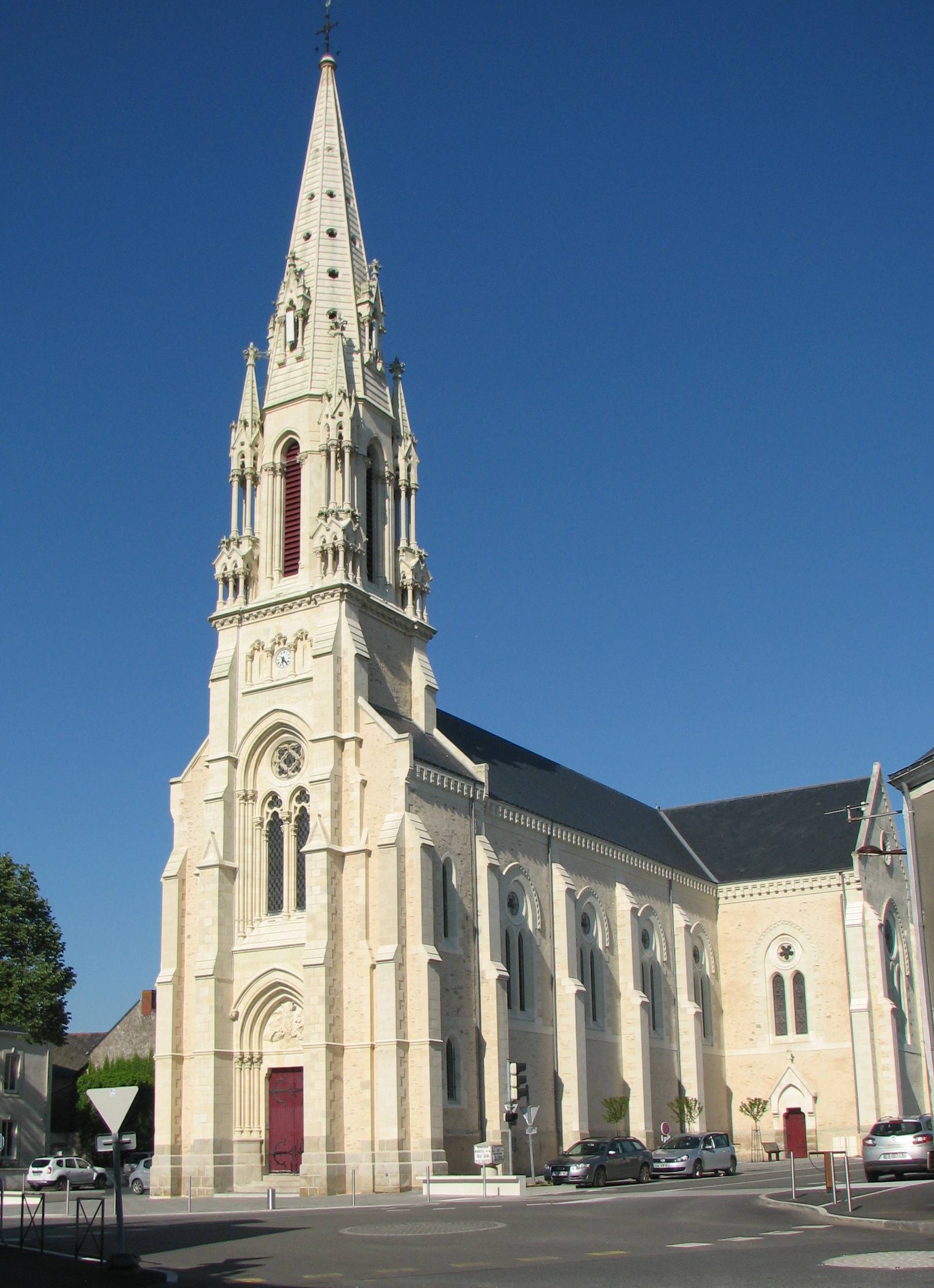 Photo de Église Notre-Dame-de-l'Assomption de Grandchamp-des-Fontaines